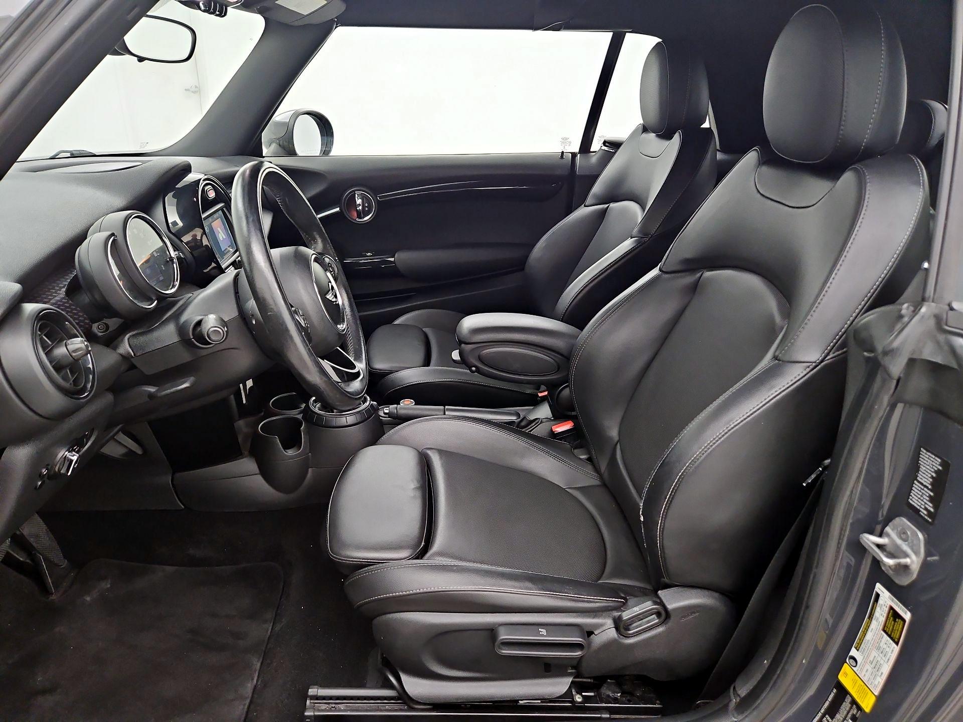 Thumbnail: 2017 MINI Cooper - 11