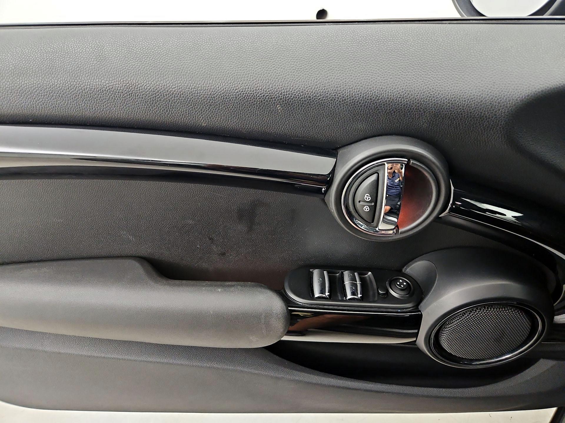 Thumbnail: 2017 MINI Cooper - 12