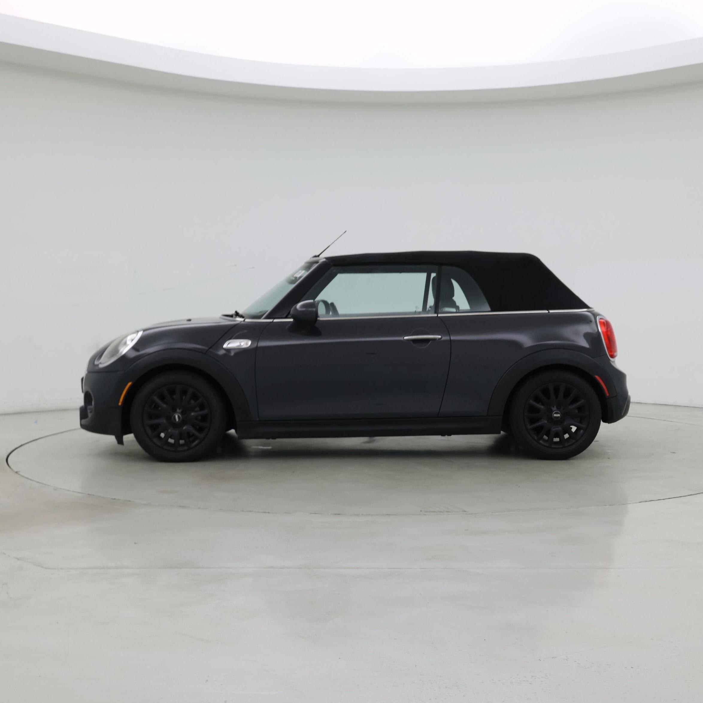 Thumbnail: 2017 MINI Cooper - 3