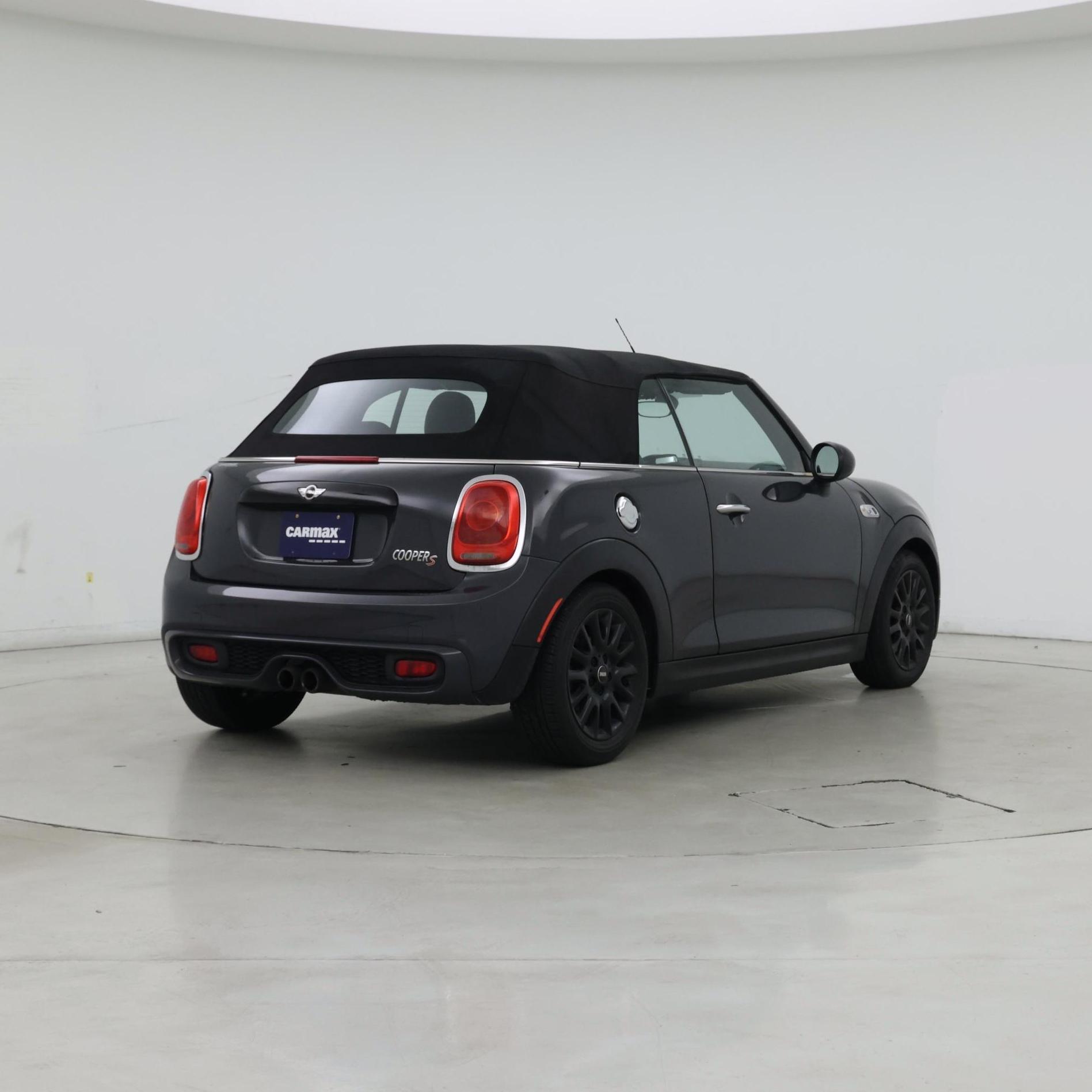 Thumbnail: 2017 MINI Cooper - 8