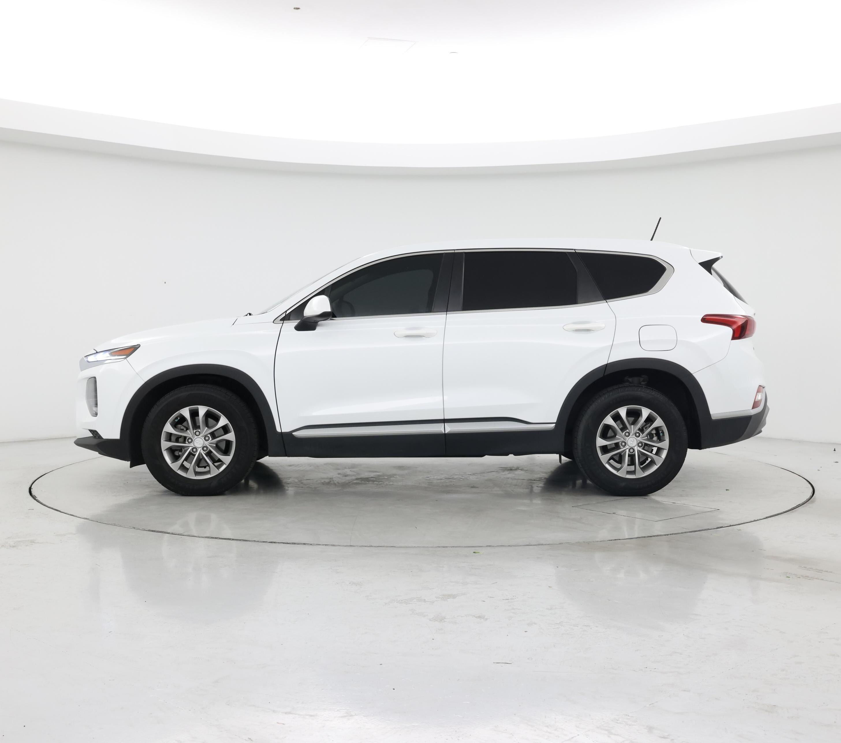 Thumbnail: 2020 Hyundai Santa Fe - 3