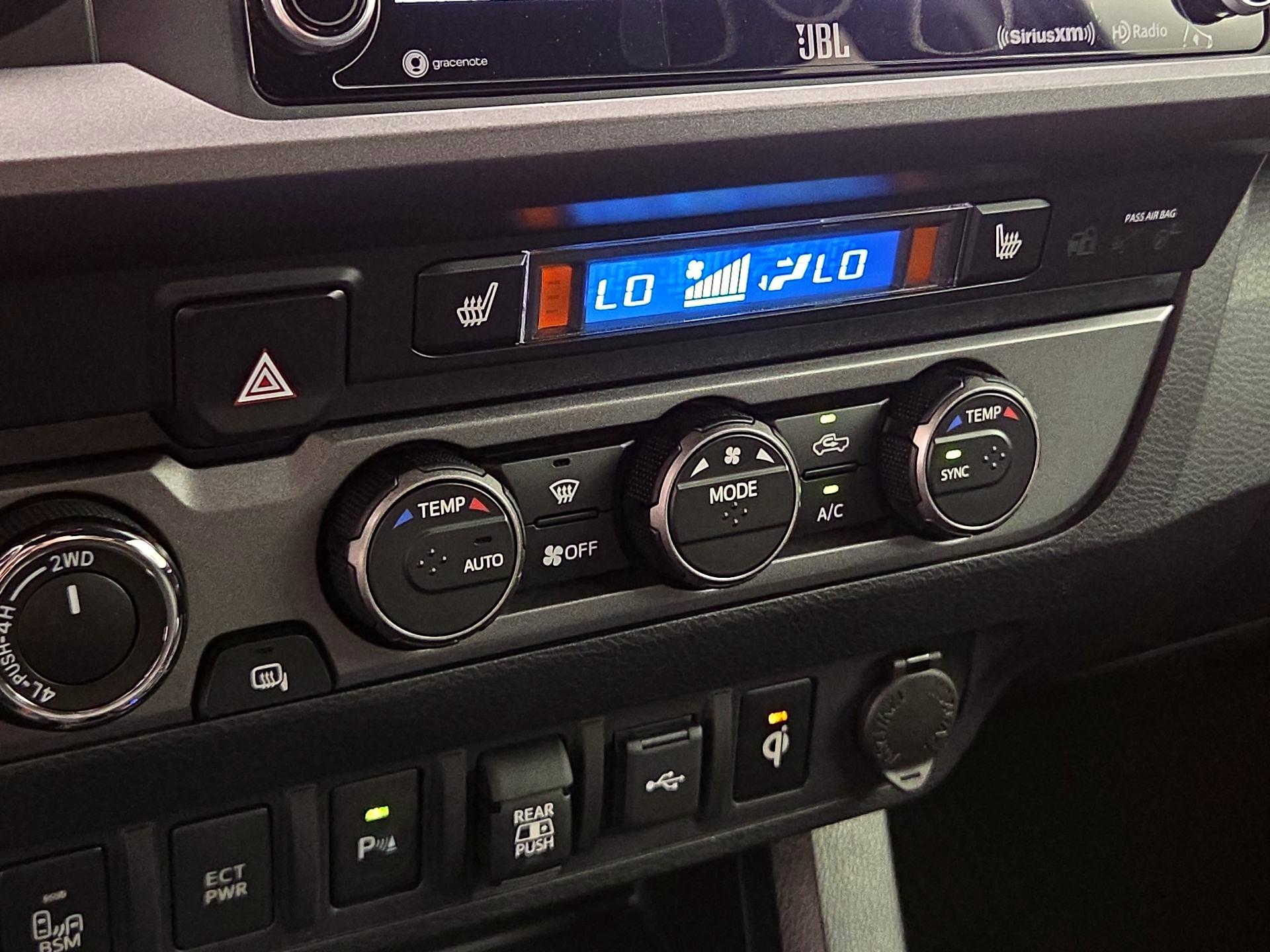 Thumbnail: 2020 Toyota Tacoma - 16