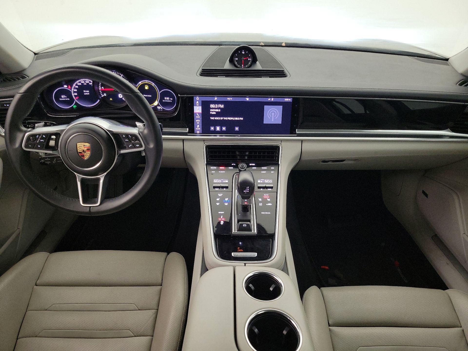 Thumbnail: 2019 Porsche Panamera - 9