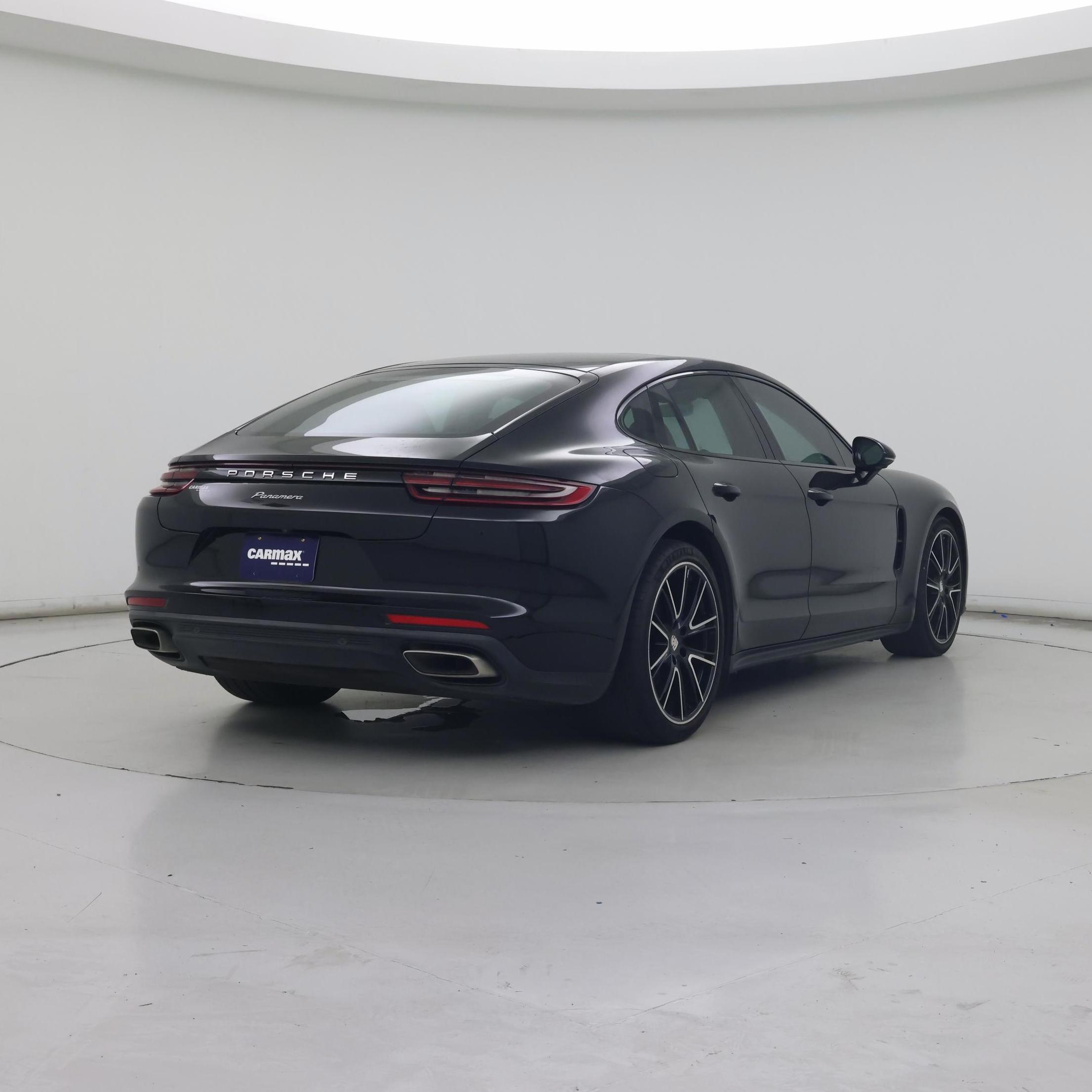Thumbnail: 2019 Porsche Panamera - 8