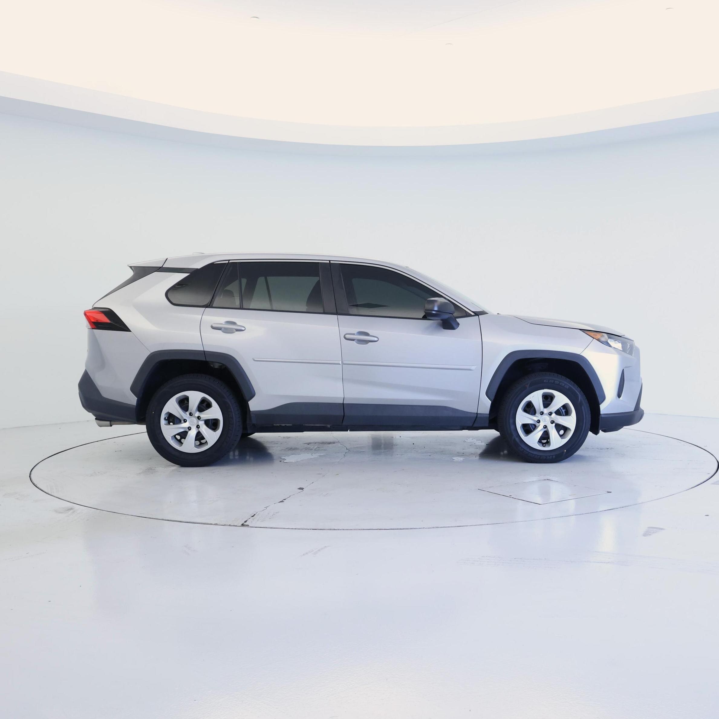 Thumbnail: 2022 Toyota RAV4 - 7