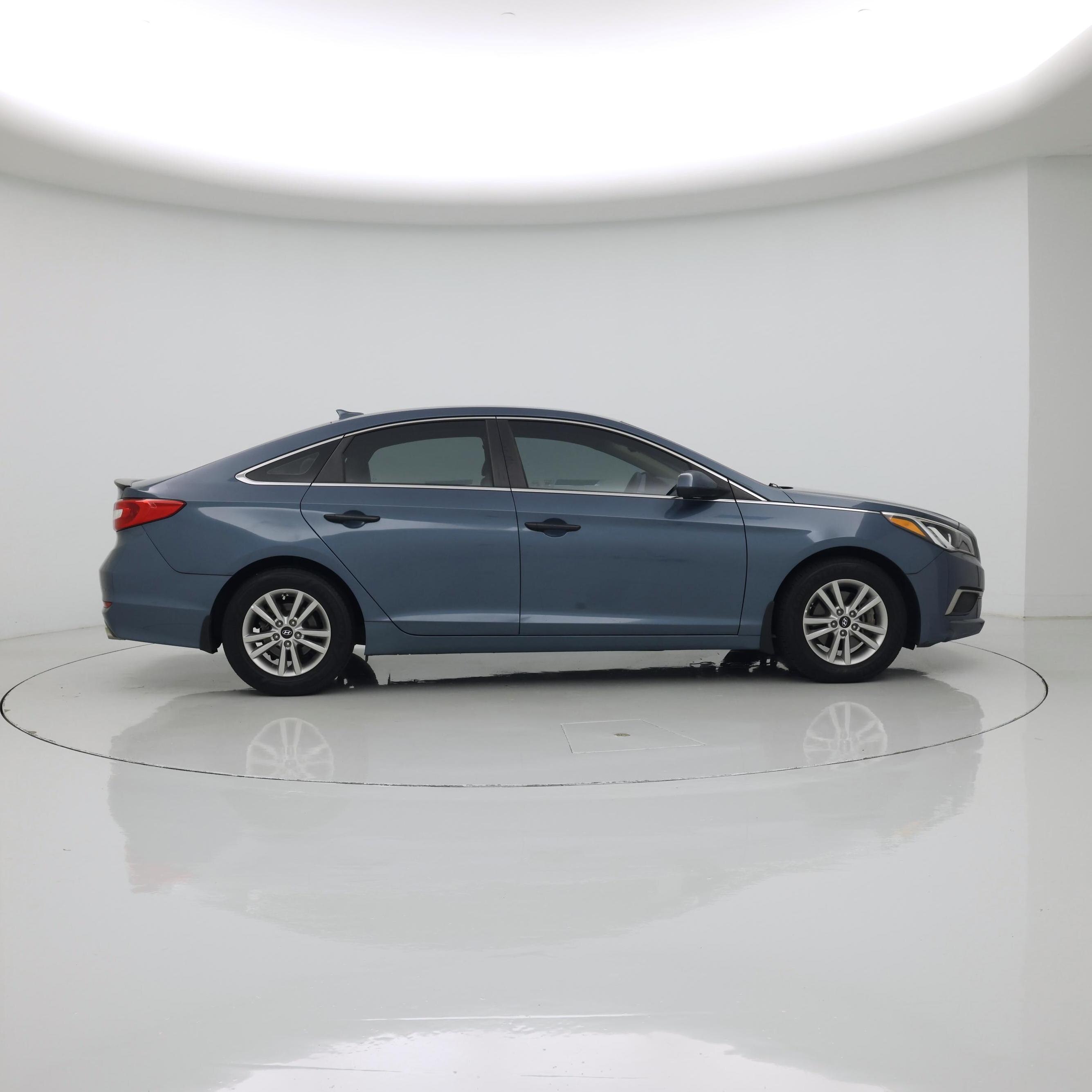 Thumbnail: 2017 Hyundai Sonata - 7
