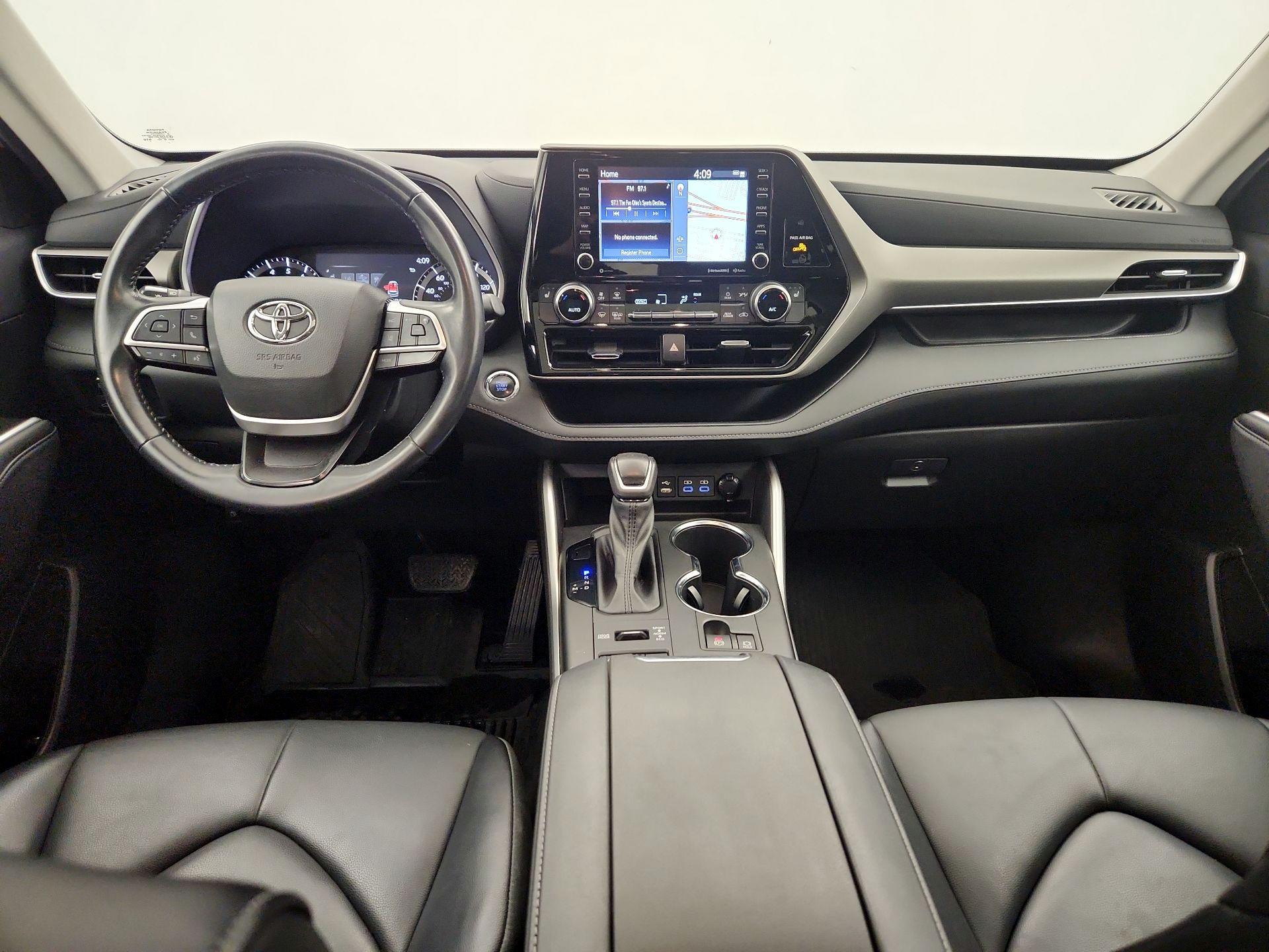 Thumbnail: 2022 Toyota Highlander - 9