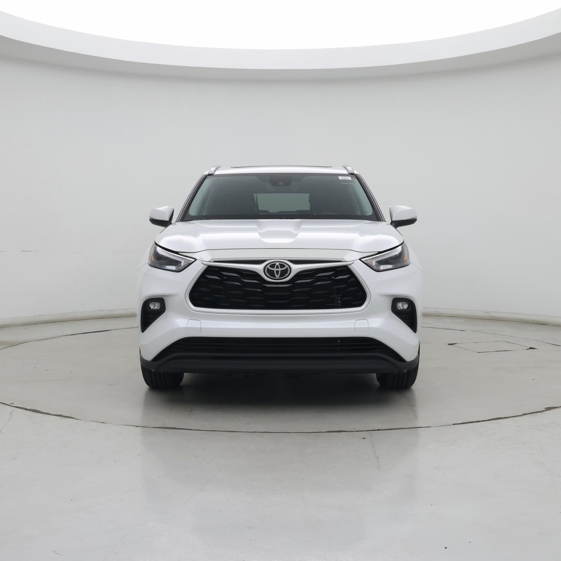 Thumbnail: 2022 Toyota Highlander - 5