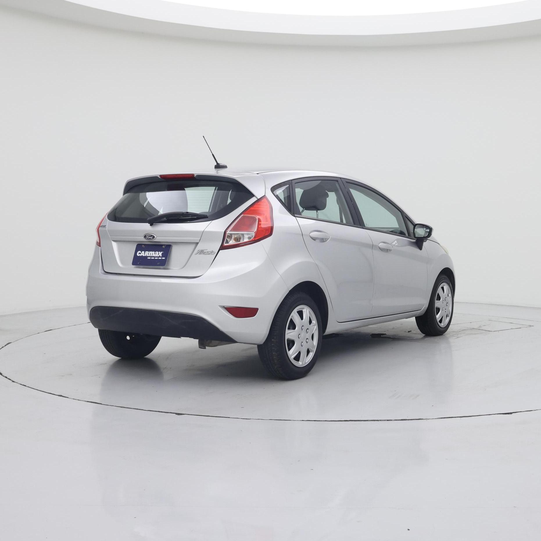 Thumbnail: 2016 Ford Fiesta - 8