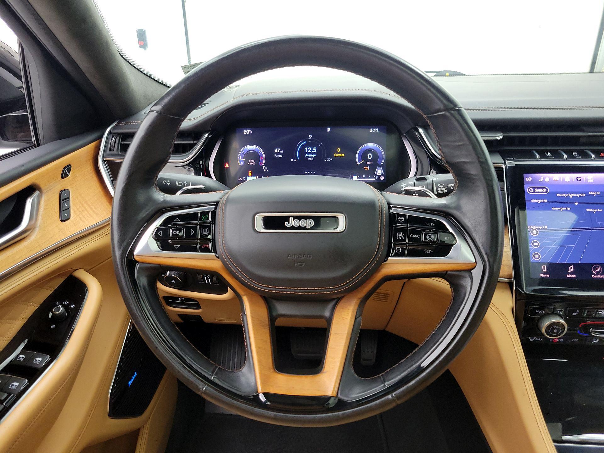 Thumbnail: 2022 Jeep Grand Cherokee - 10