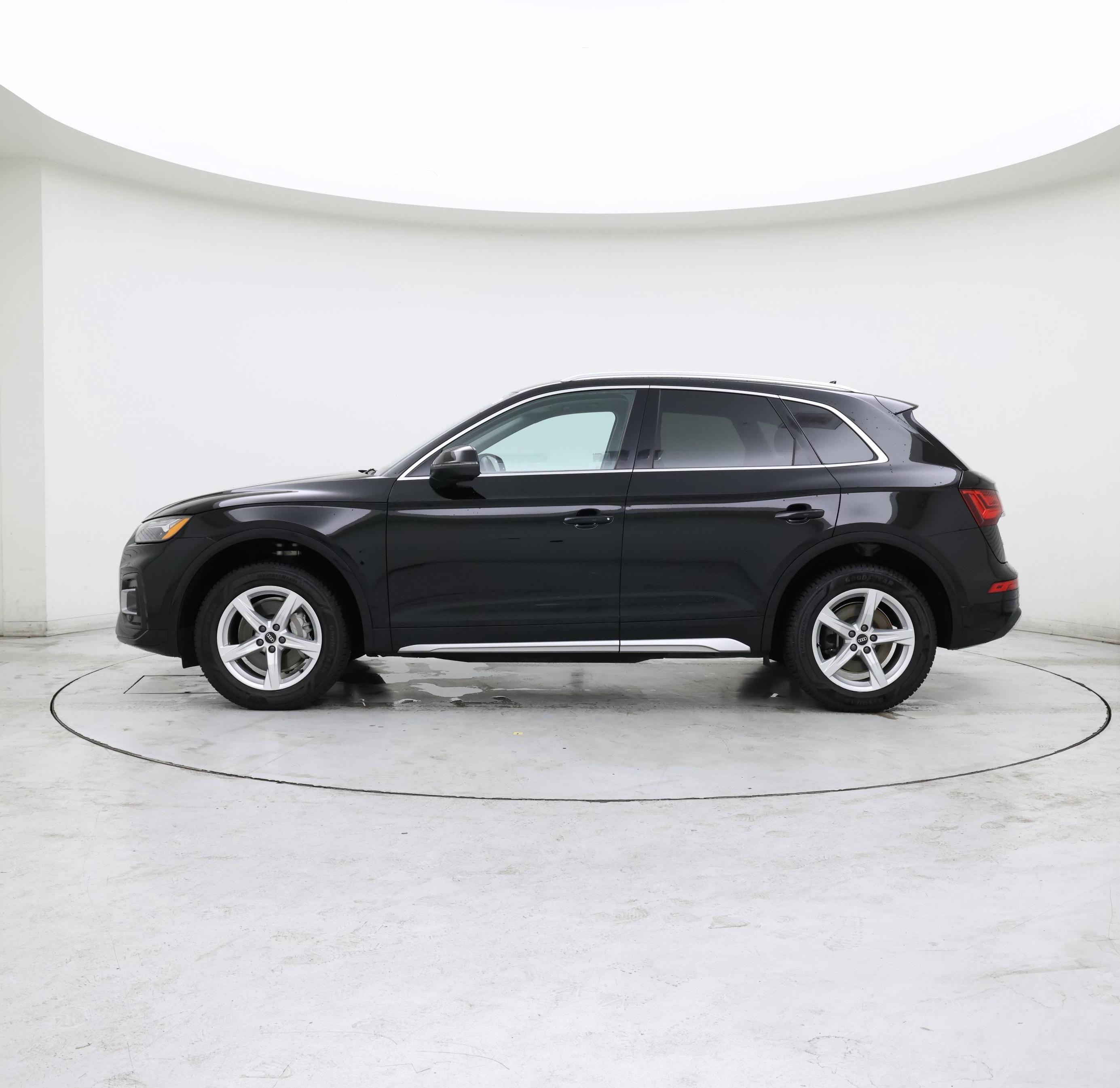 Thumbnail: 2021 Audi Q5 - 3