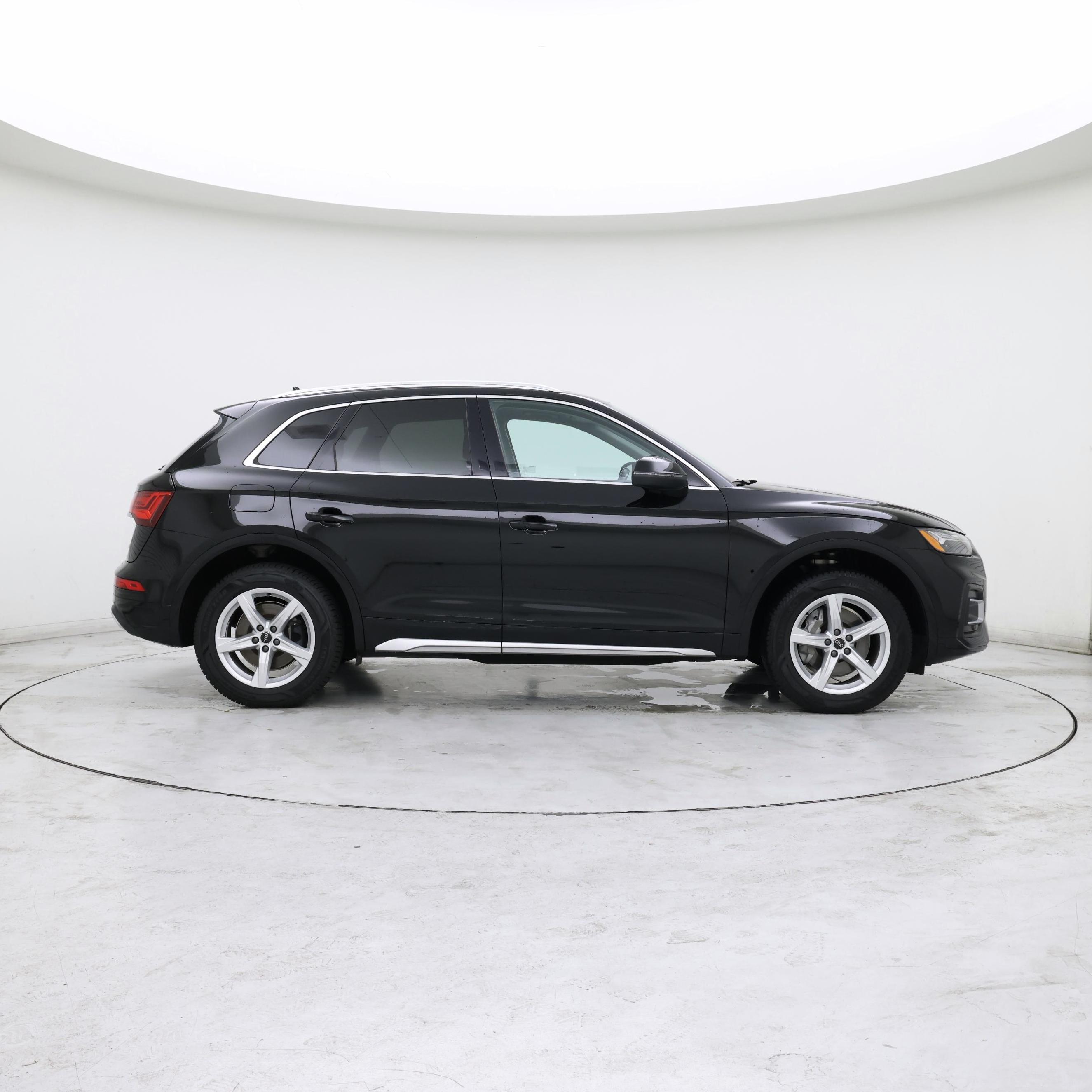 Thumbnail: 2021 Audi Q5 - 7