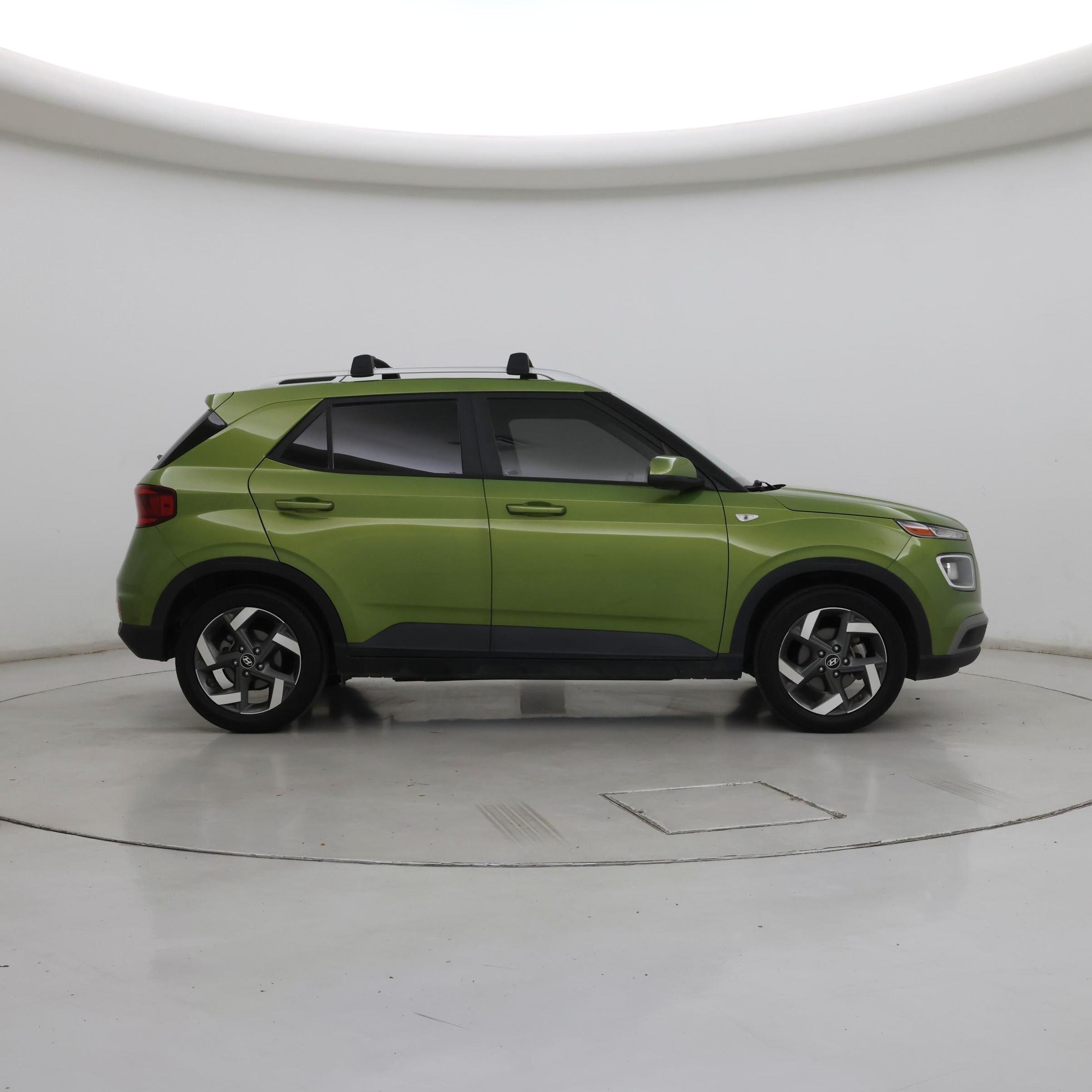Thumbnail: 2021 Hyundai Venue - 7
