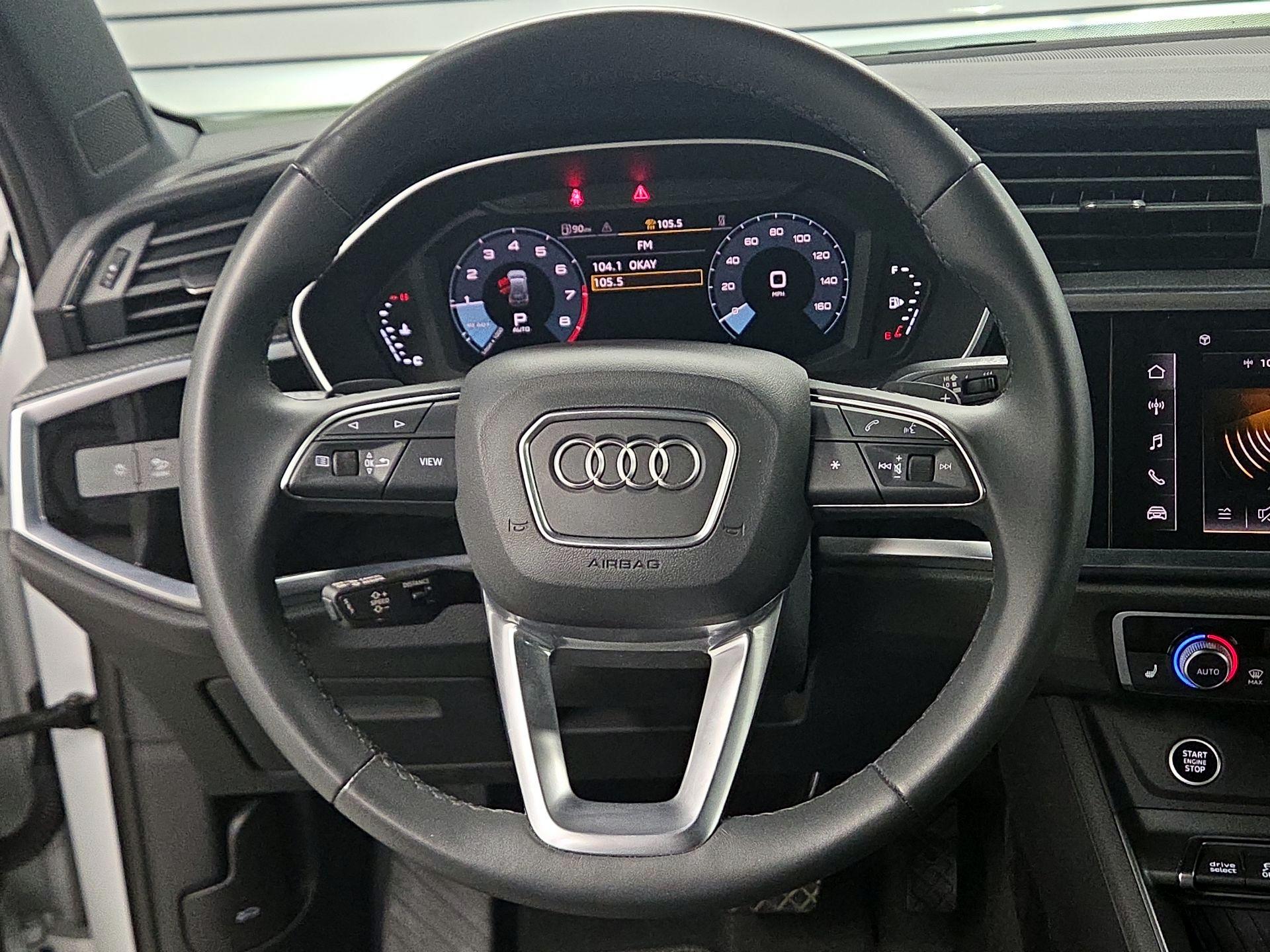 Thumbnail: 2025 Audi Q3 - 10