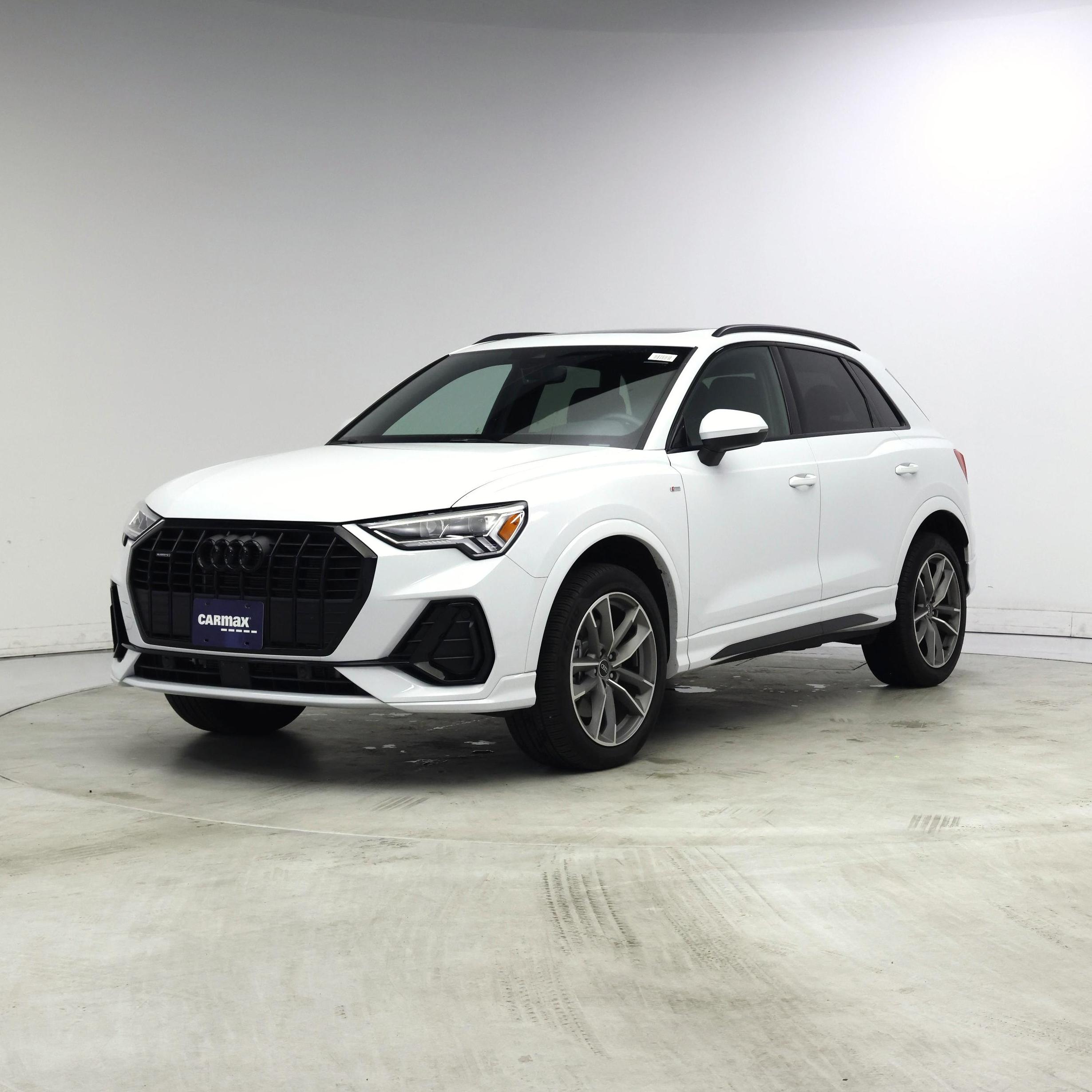 Thumbnail: 2025 Audi Q3 - 4