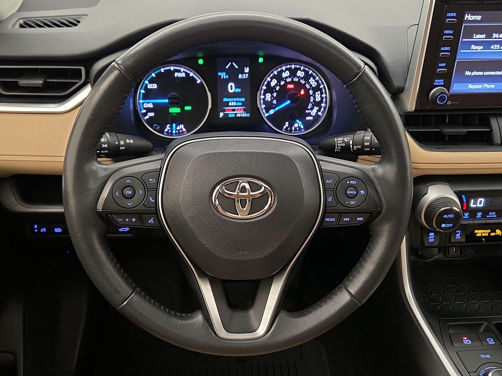 Thumbnail: 2021 Toyota RAV4 - 10