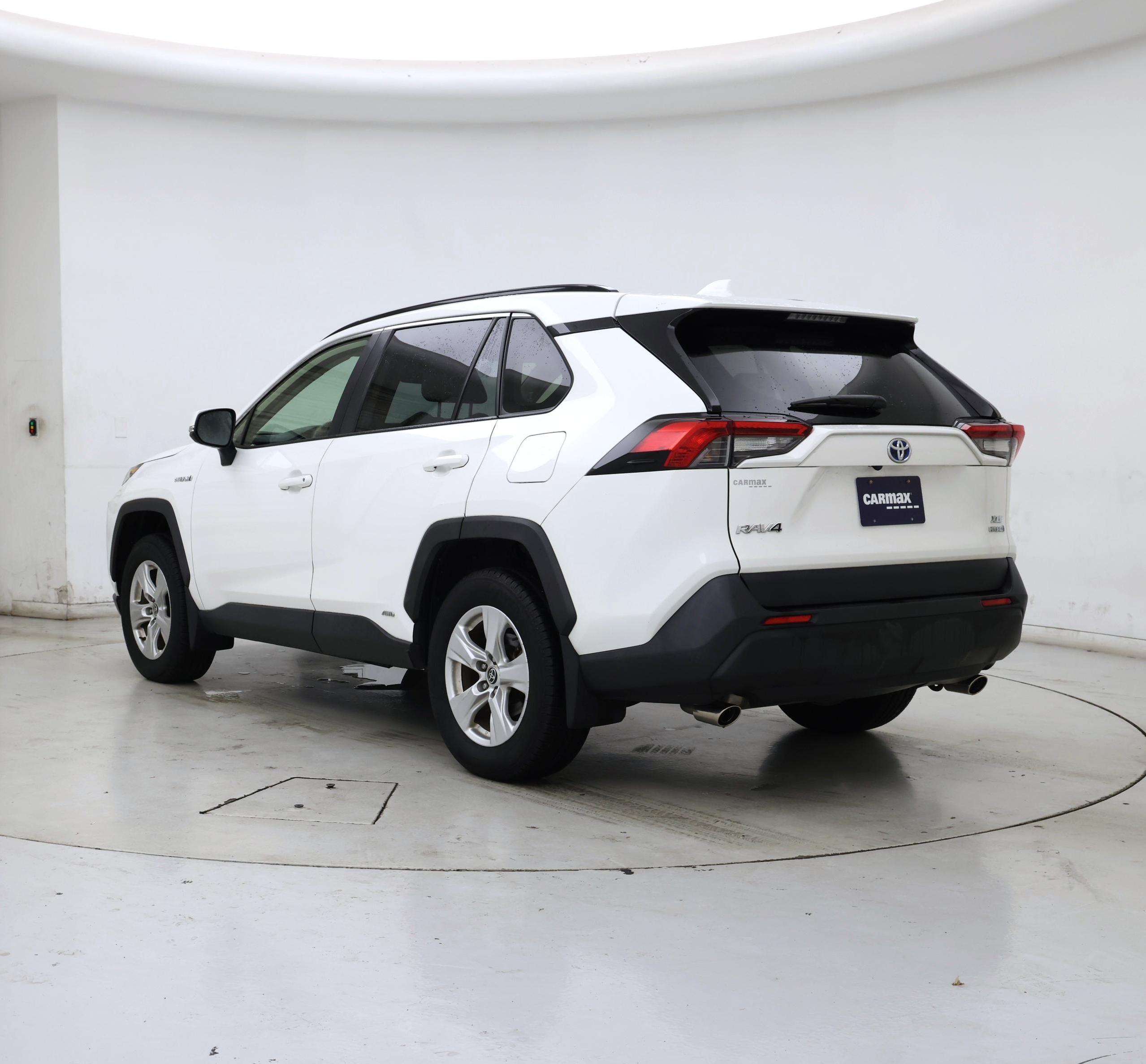 Thumbnail: 2021 Toyota RAV4 - 2