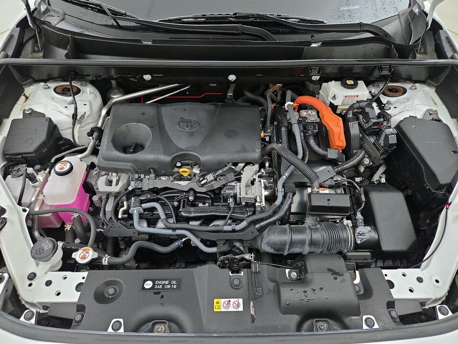 2021 Toyota RAV4 XLE - Photo 23