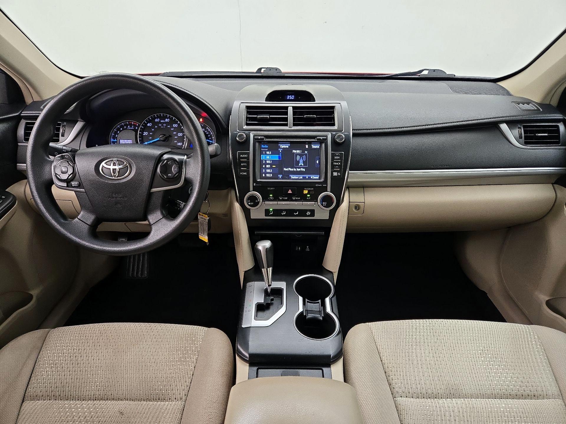 Thumbnail: 2014 Toyota Camry - 9