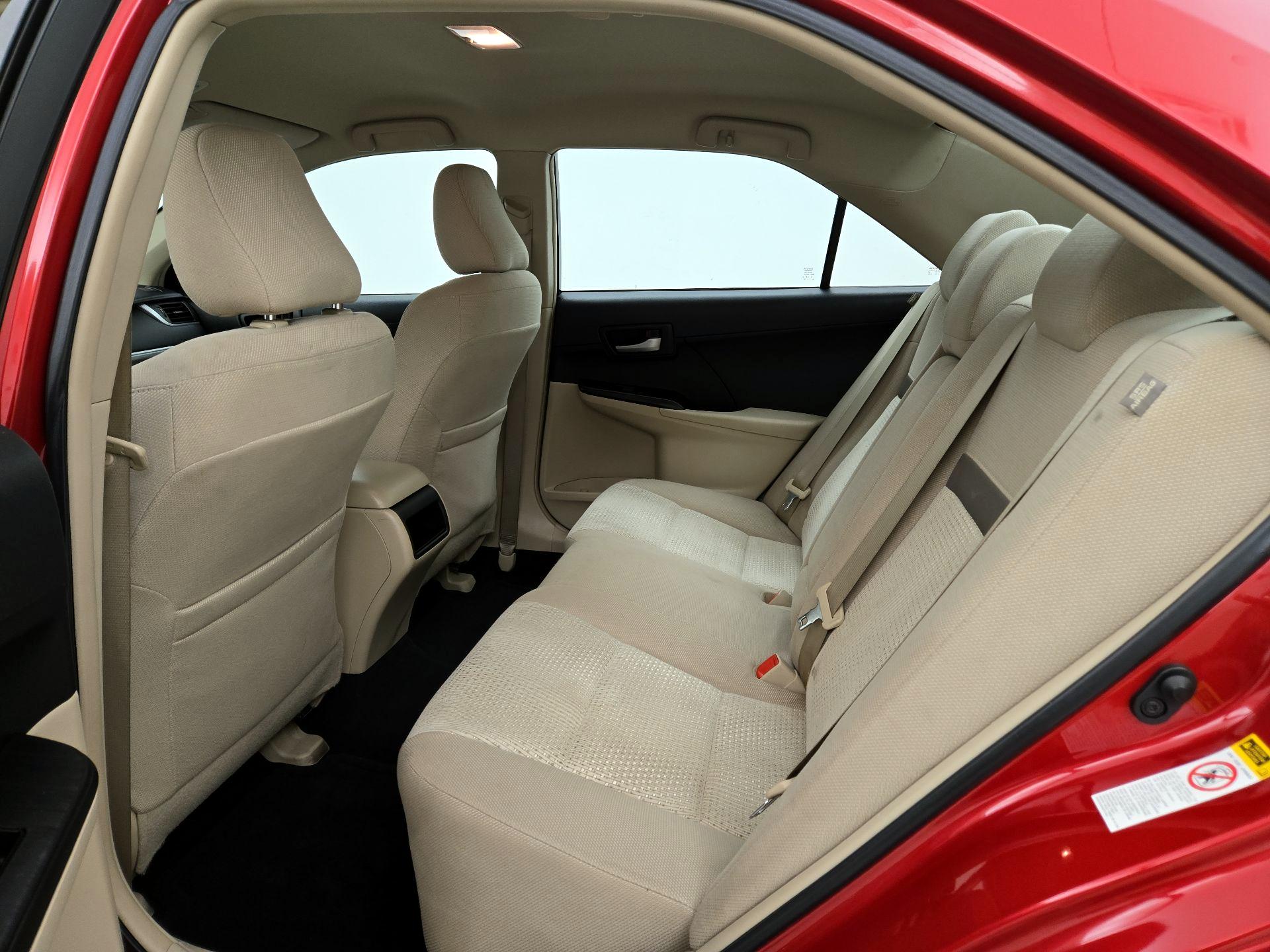 Thumbnail: 2014 Toyota Camry - 19