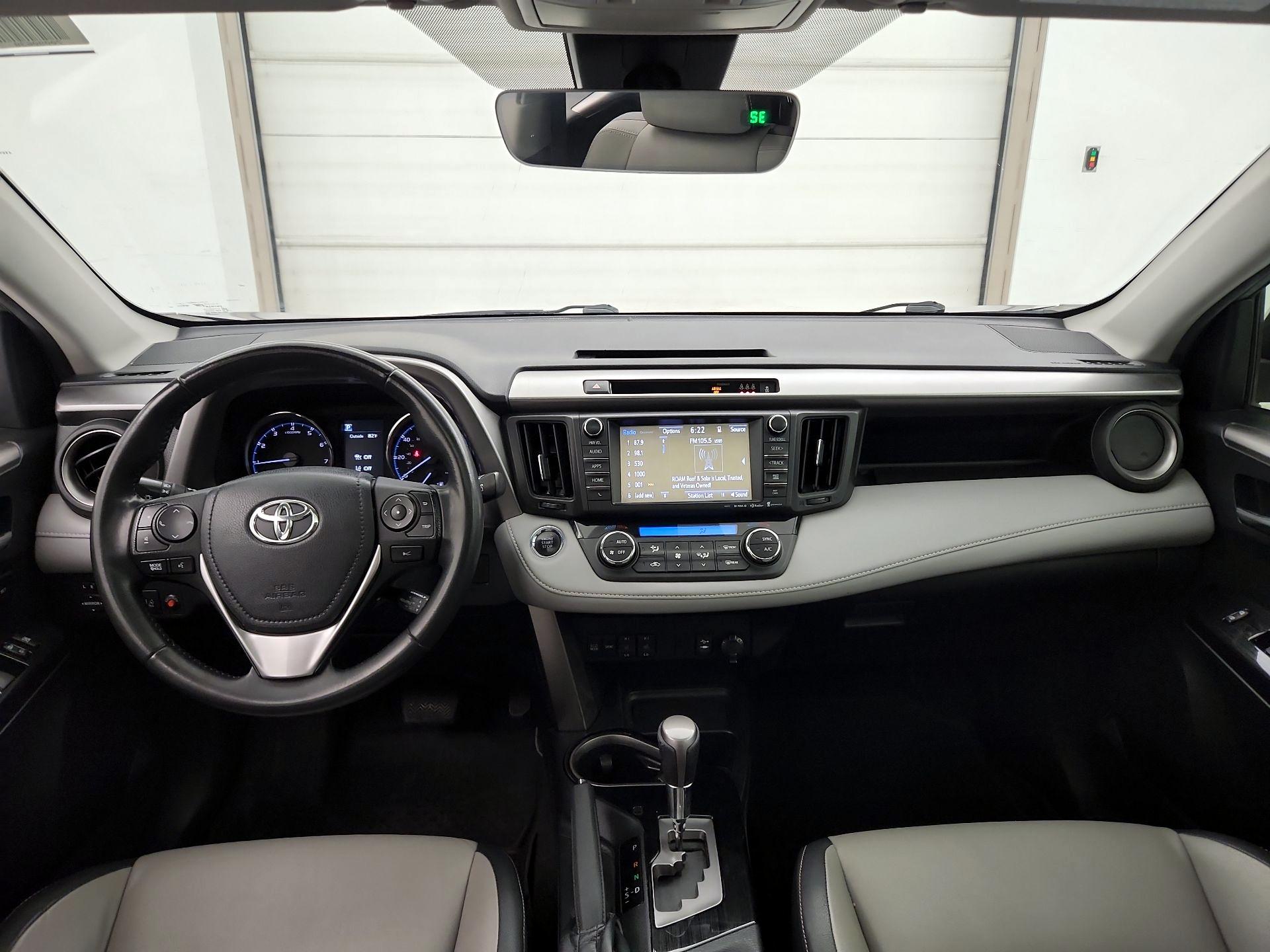 Thumbnail: 2018 Toyota RAV4 - 9