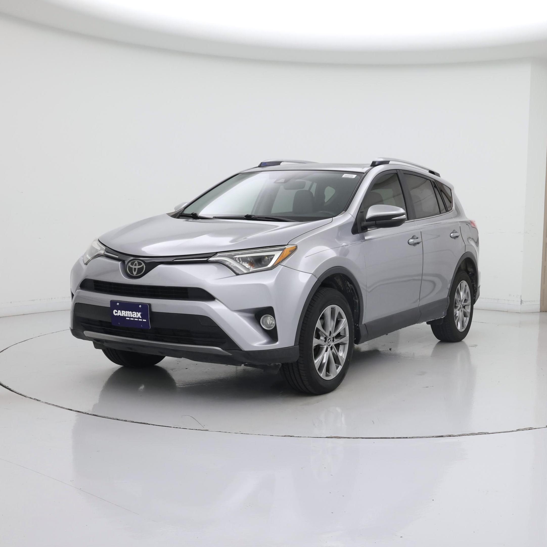 Thumbnail: 2018 Toyota RAV4 - 4