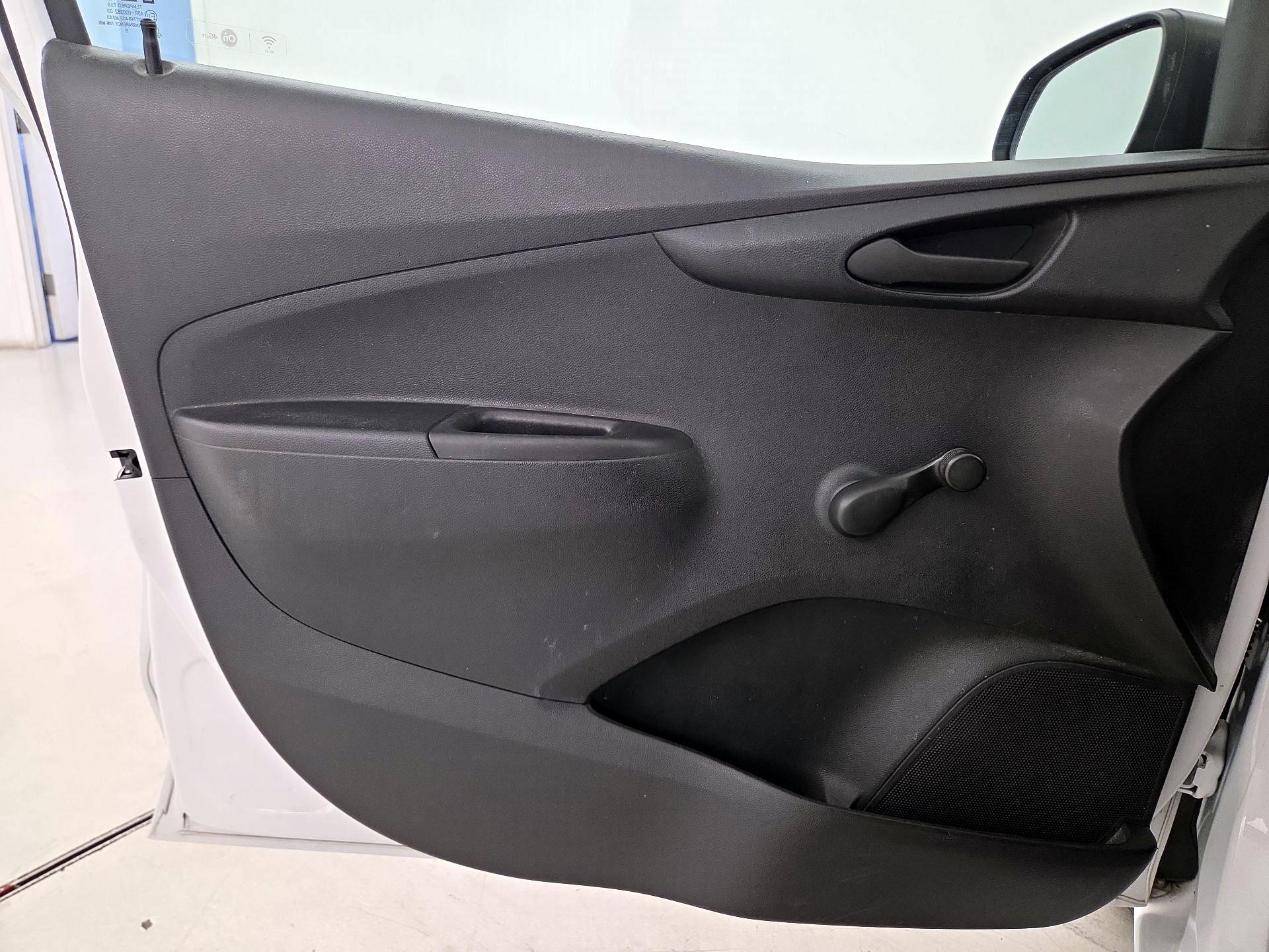 Thumbnail: 2016 Chevrolet Spark - 12