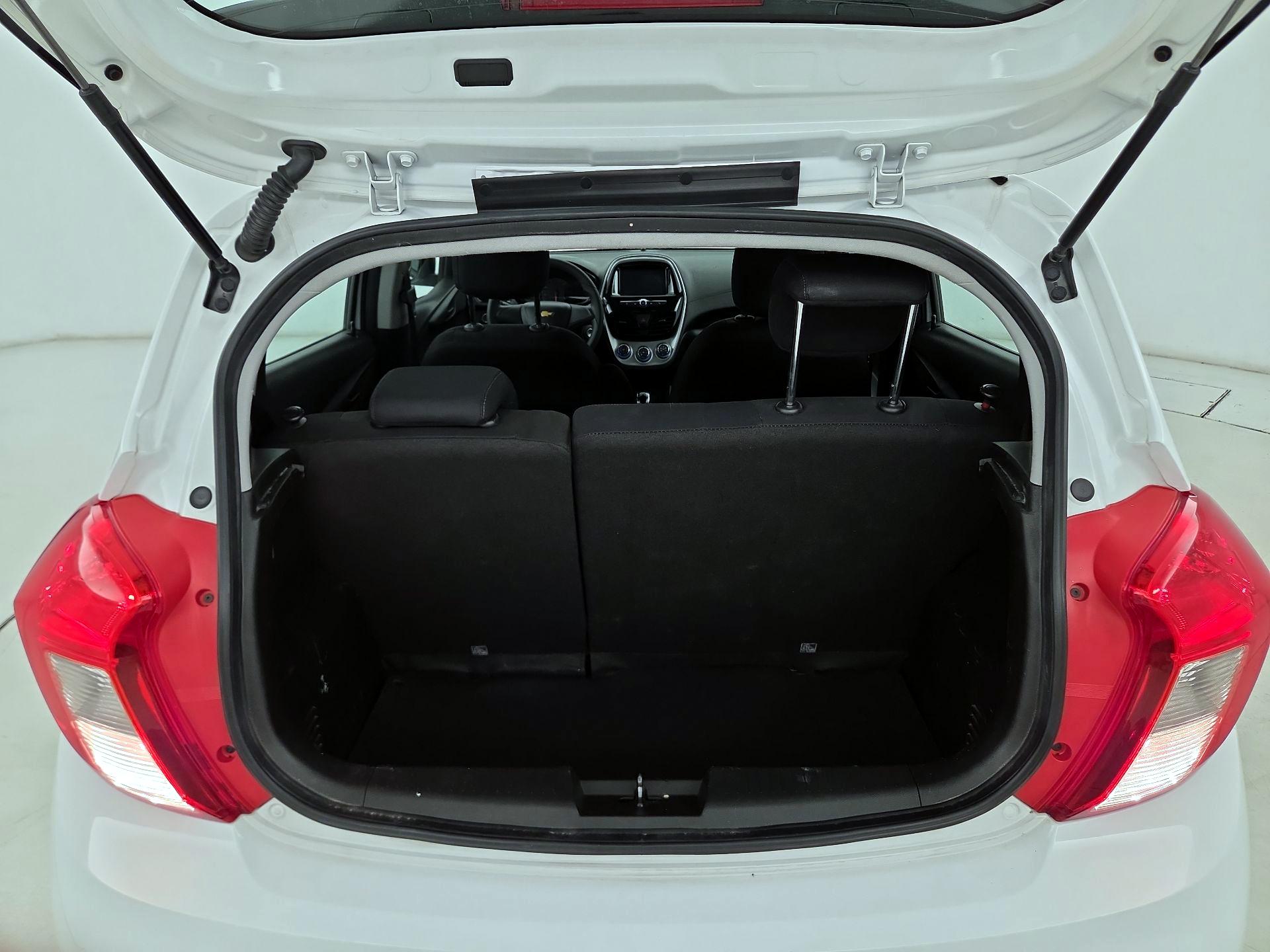 Thumbnail: 2016 Chevrolet Spark - 20