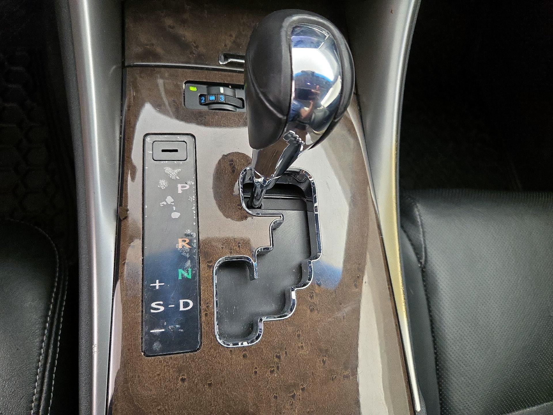 Thumbnail: 2014 Lexus IS - 18