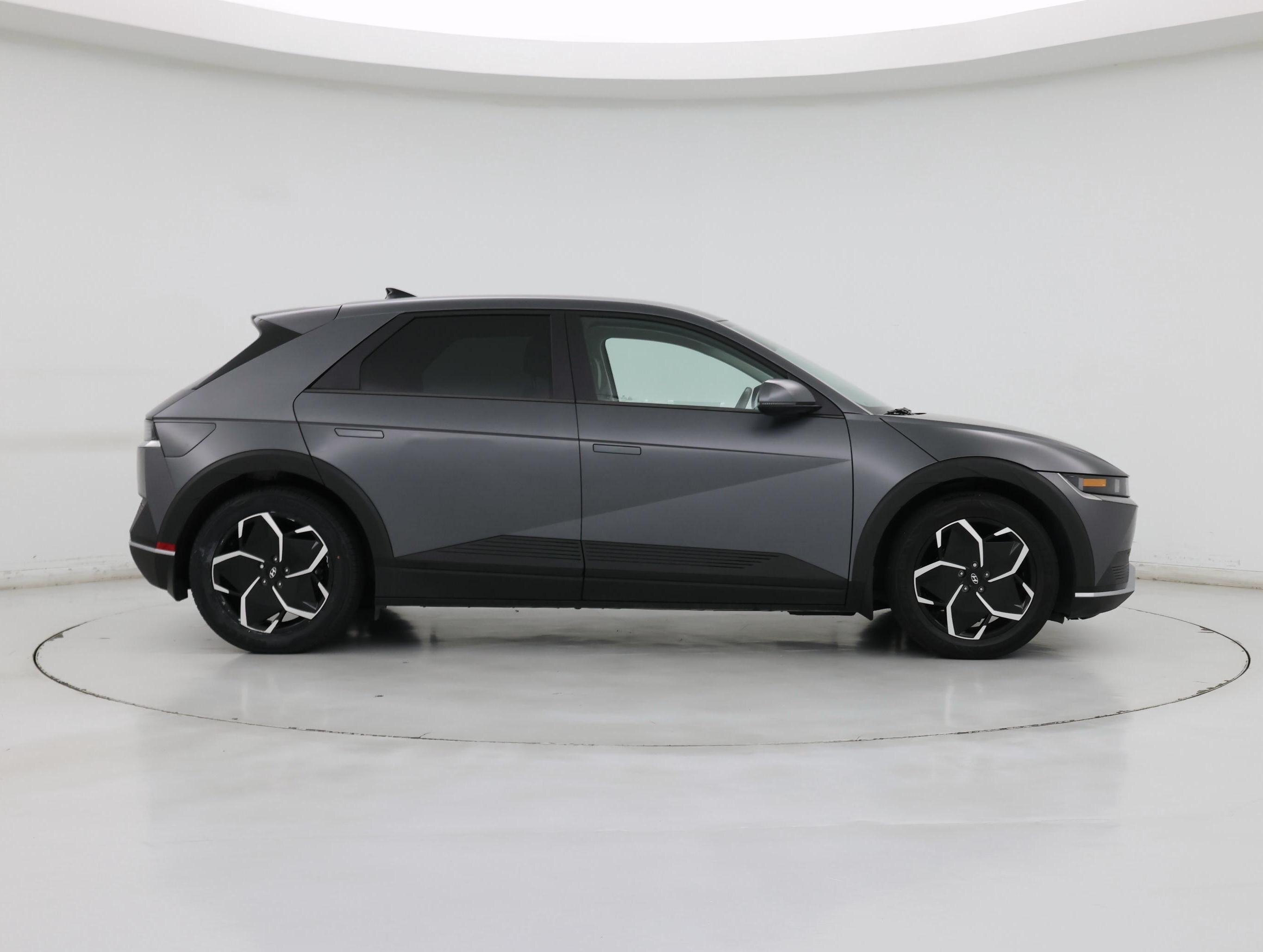 Thumbnail: 2022 Hyundai Ioniq 5 - 7