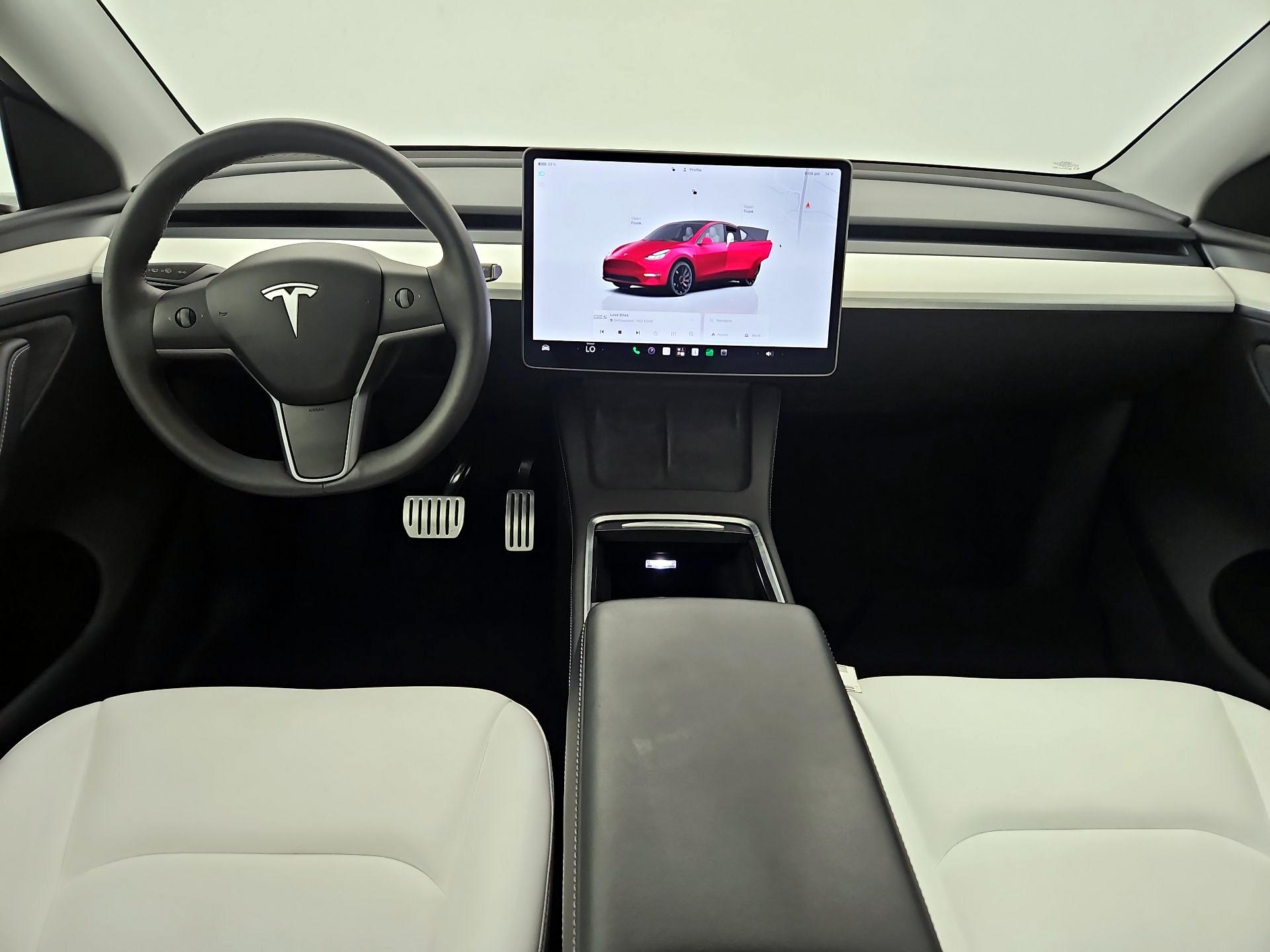 Thumbnail: 2024 Tesla Model Y - 9