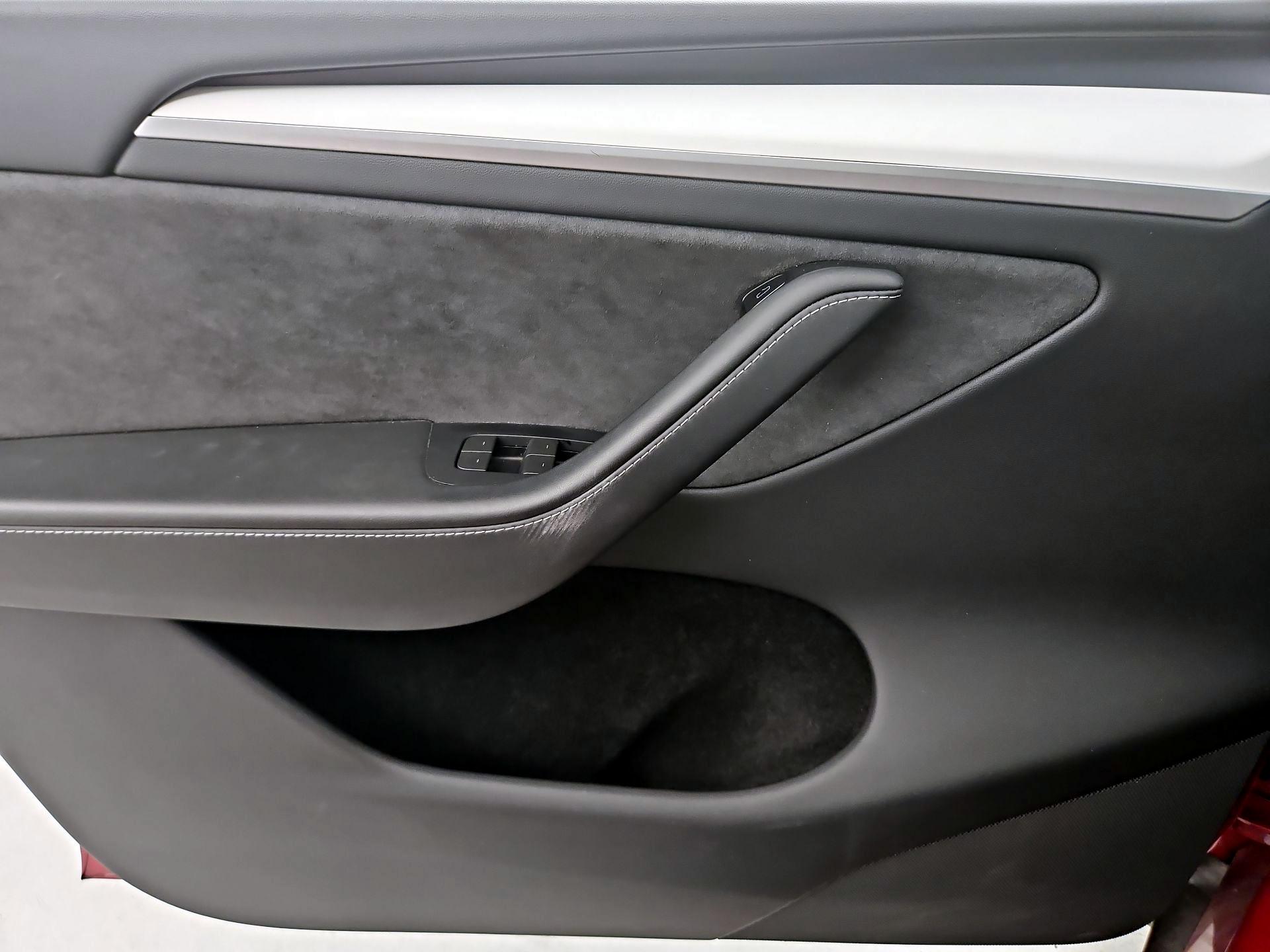 Thumbnail: 2024 Tesla Model Y - 12
