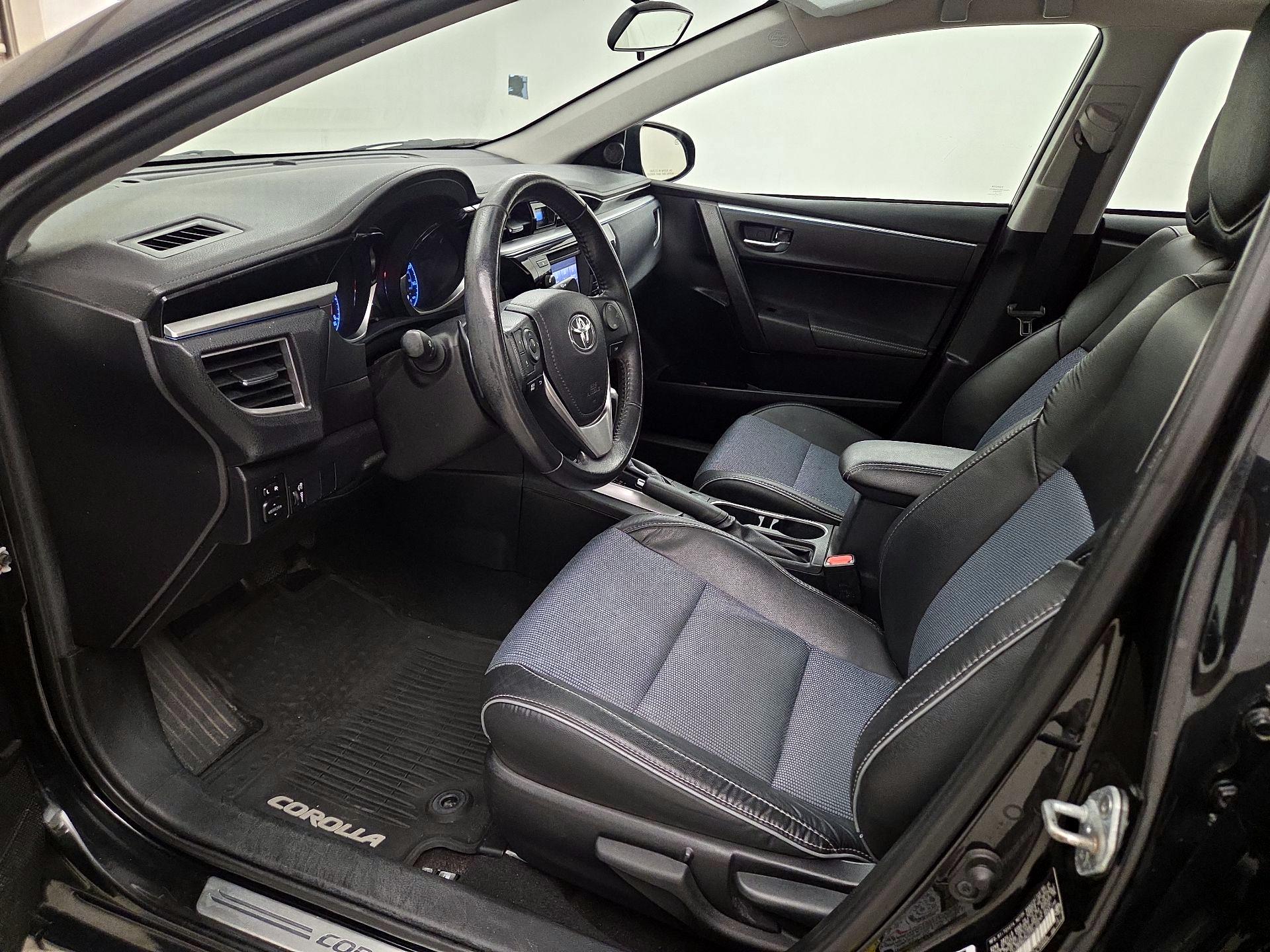 Thumbnail: 2016 Toyota Corolla - 11