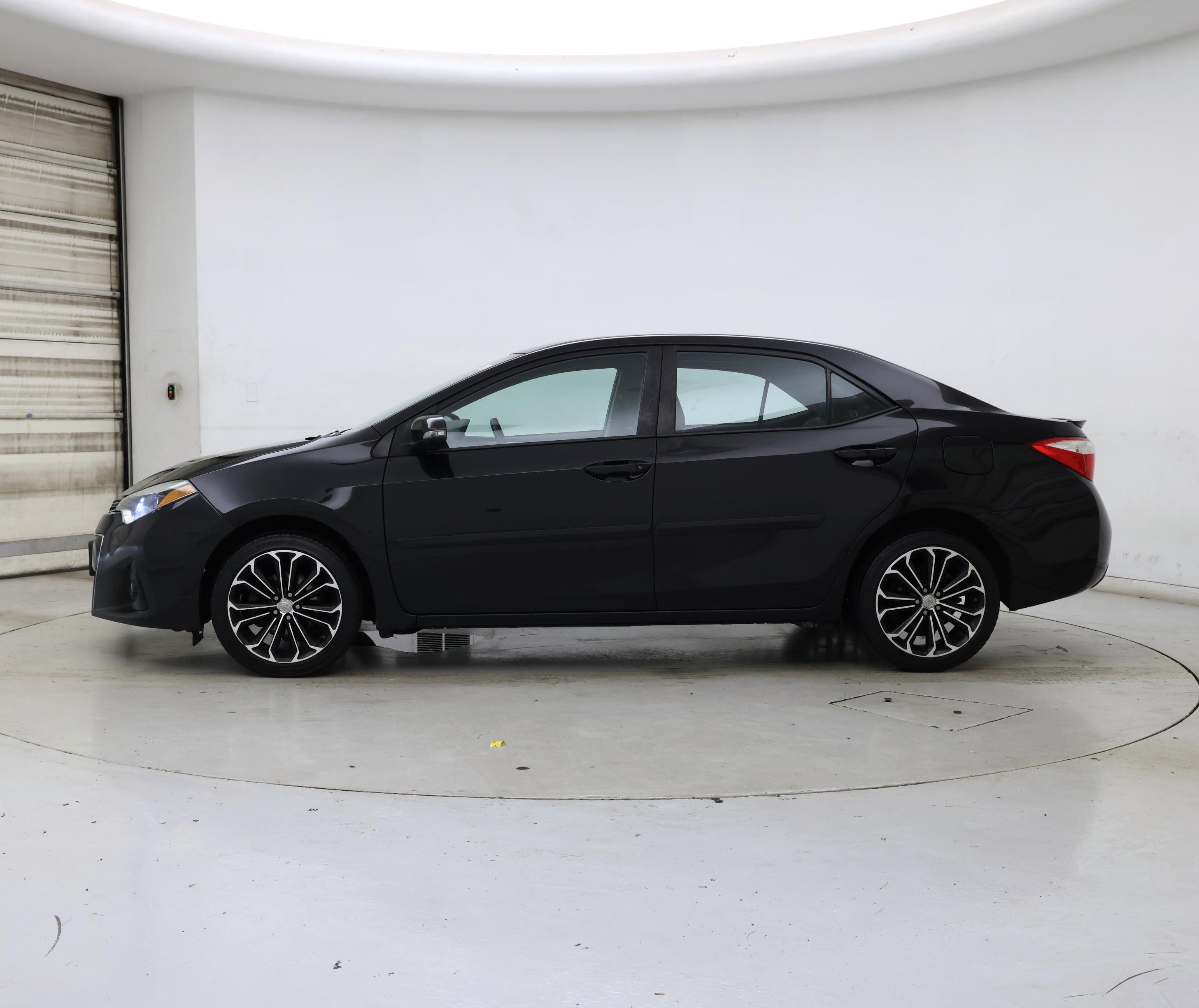 Thumbnail: 2016 Toyota Corolla - 3