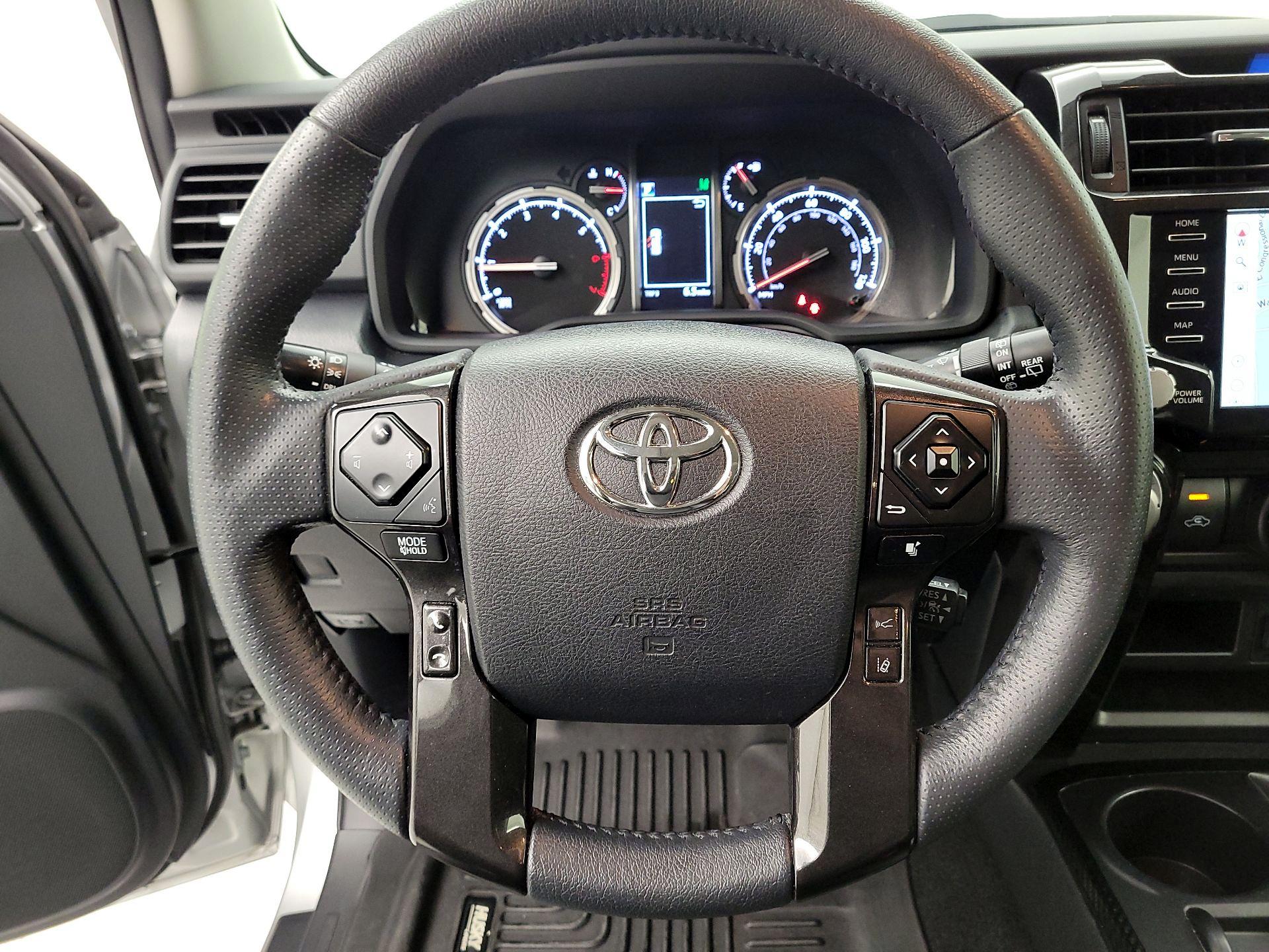 Thumbnail: 2021 Toyota 4Runner - 10