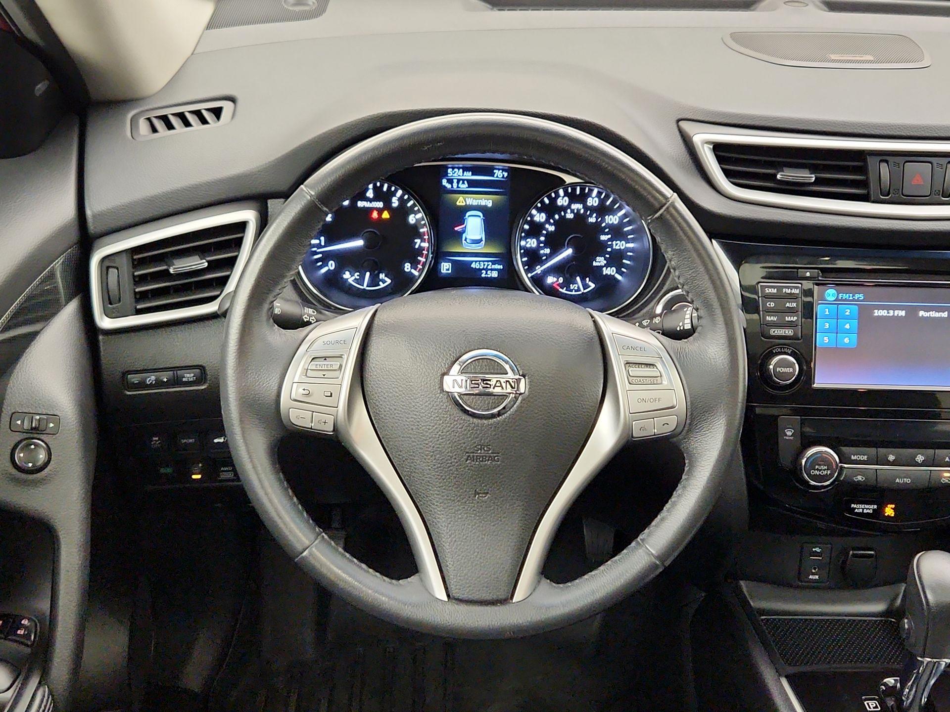 Thumbnail: 2015 Nissan Rogue - 10