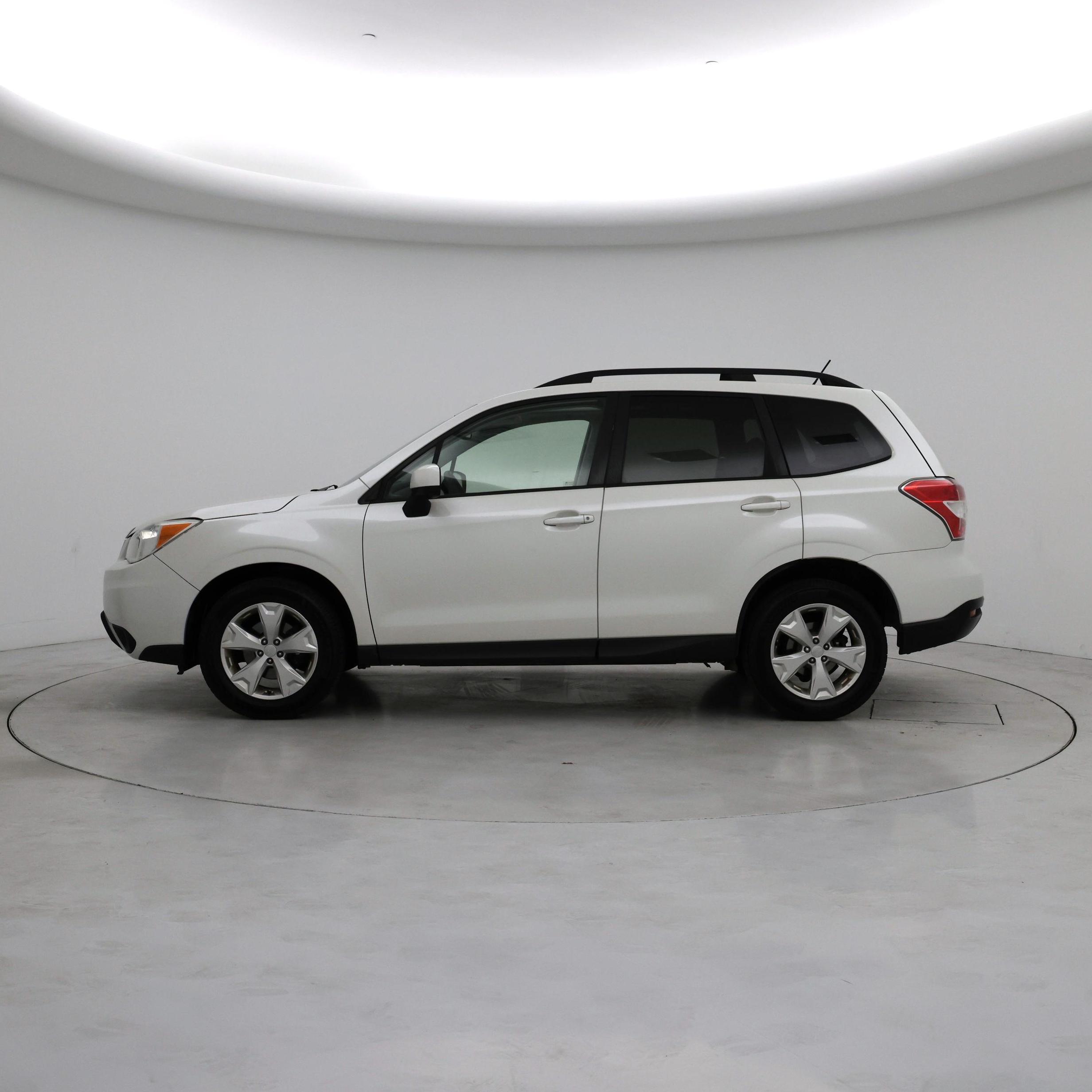 Thumbnail: 2015 Subaru Forester - 3