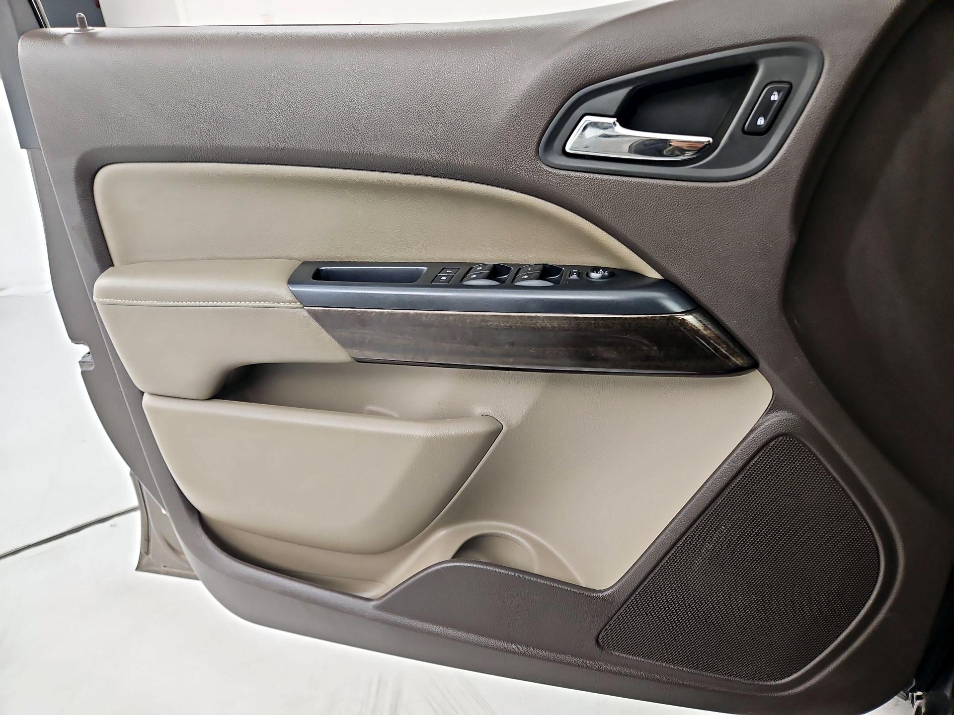 Thumbnail: 2016 GMC Canyon - 12