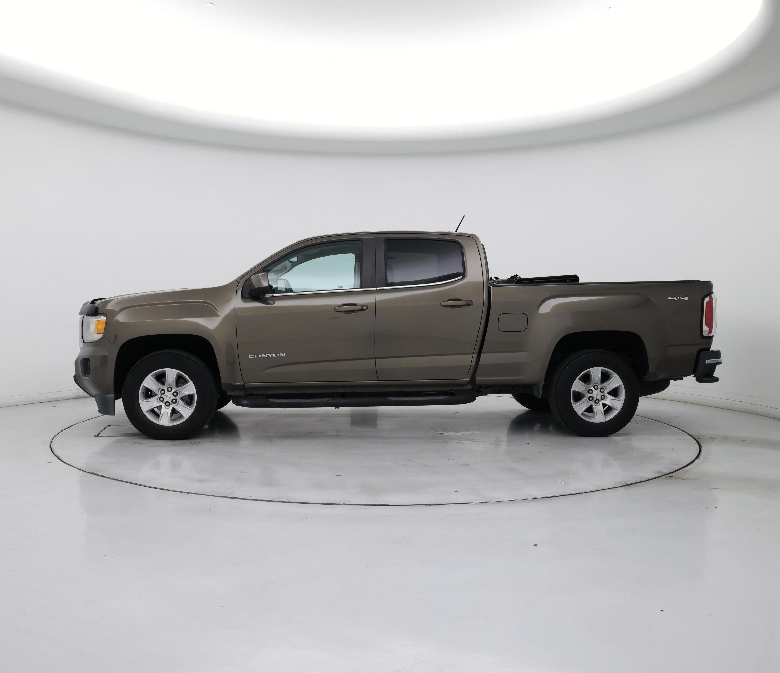 Thumbnail: 2016 GMC Canyon - 3