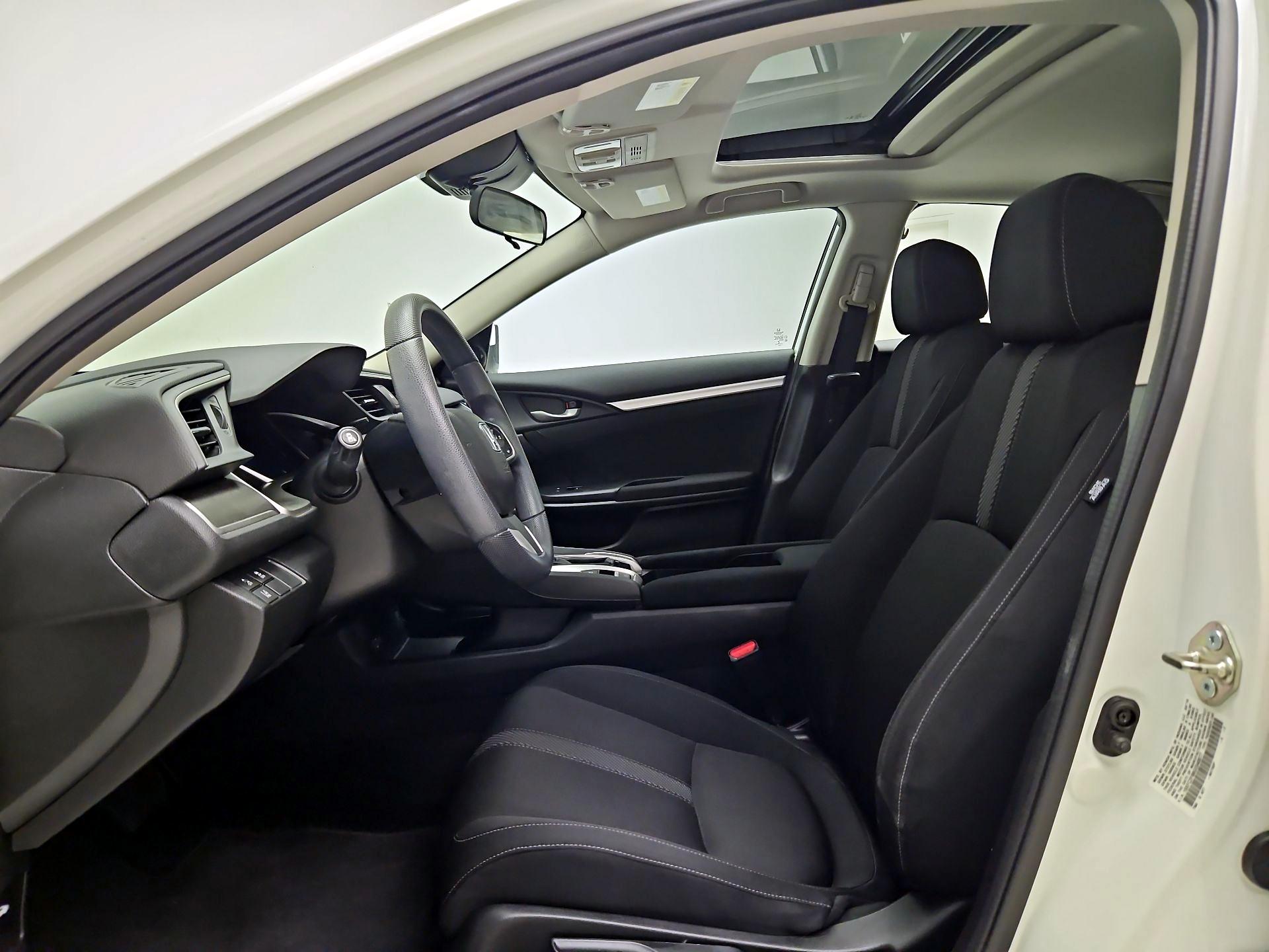Thumbnail: 2016 Honda Civic - 11