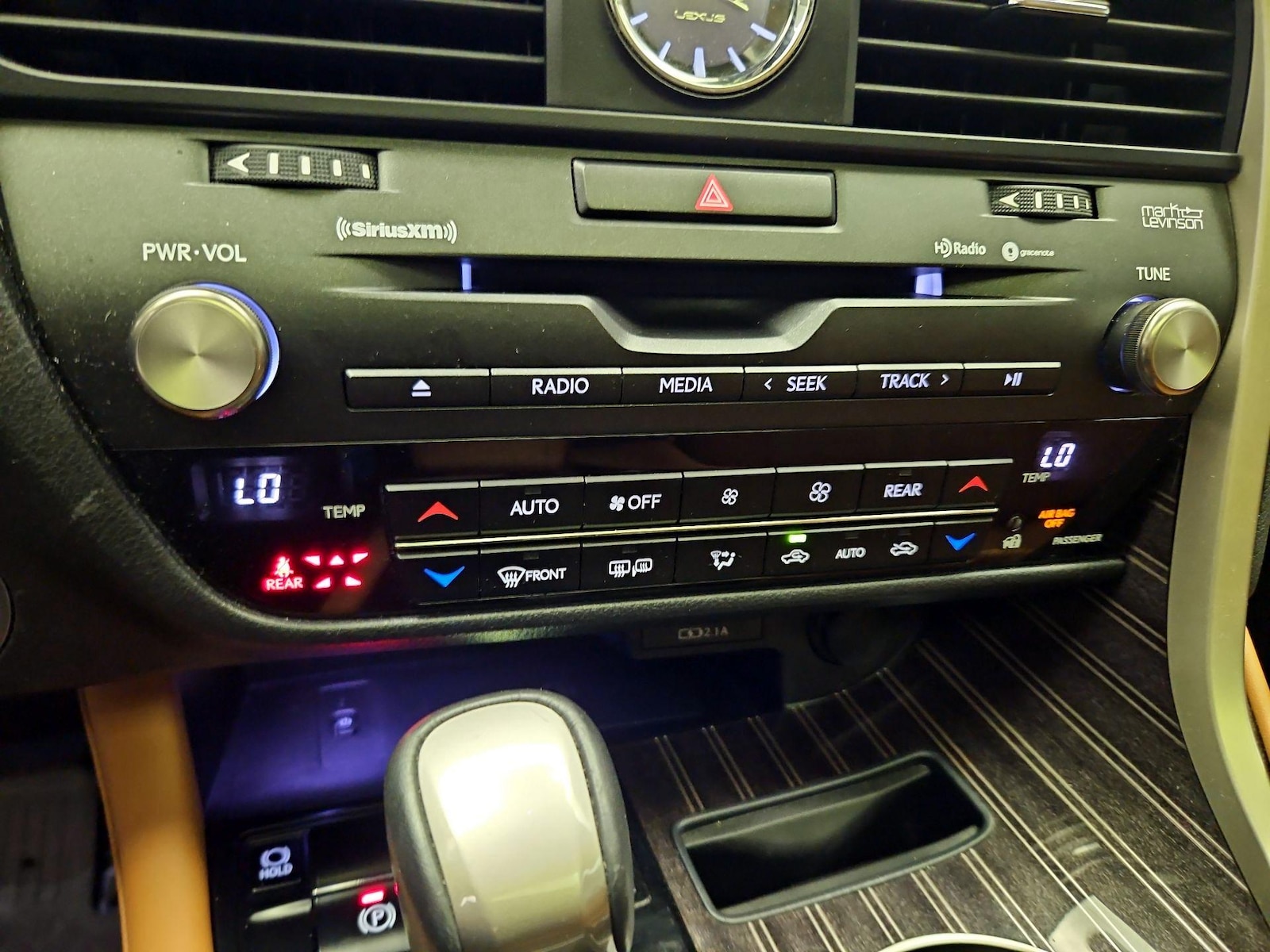 2022 Lexus RX 350 - Photo 18