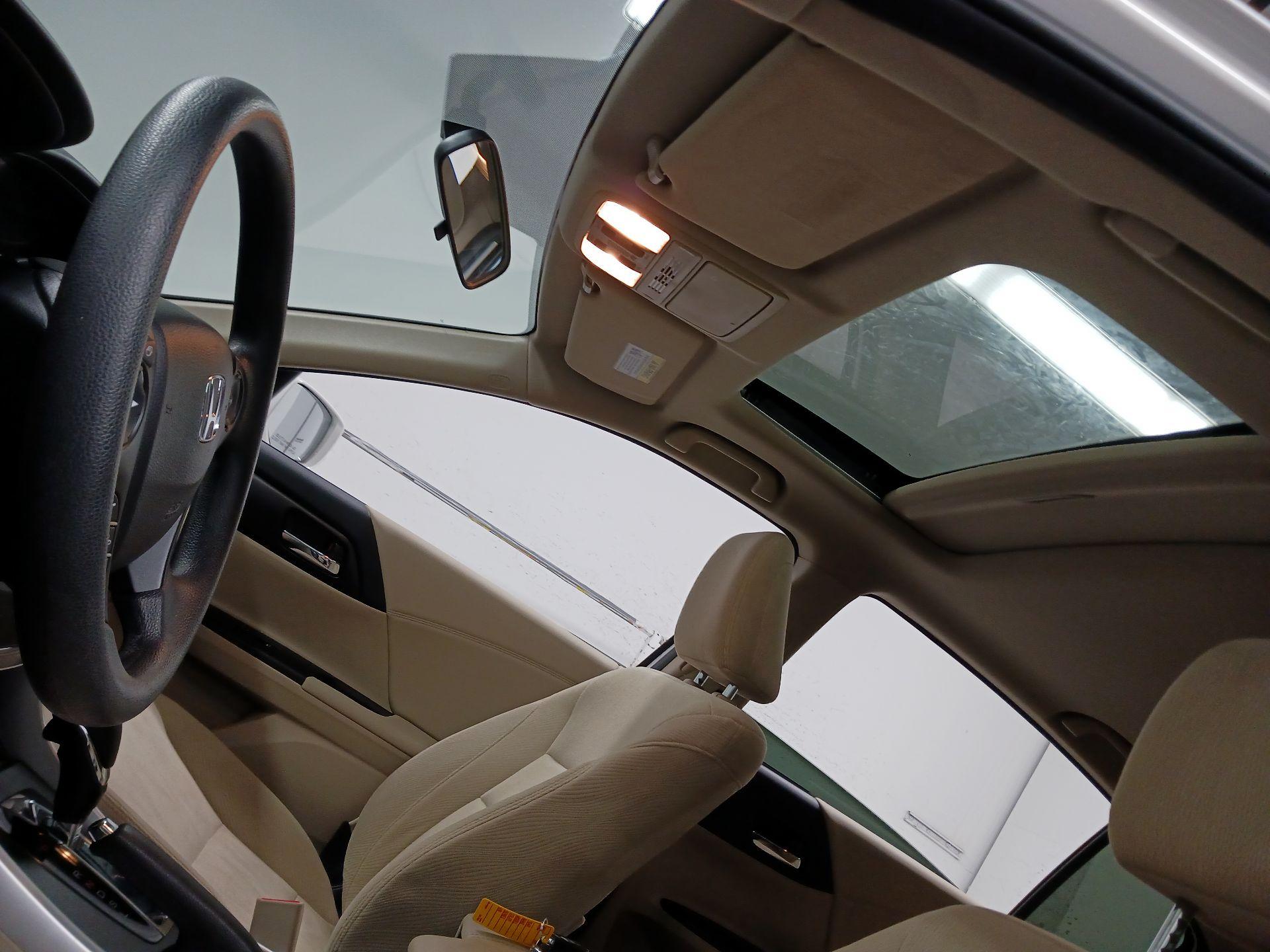 Thumbnail: 2015 Honda Accord - 18