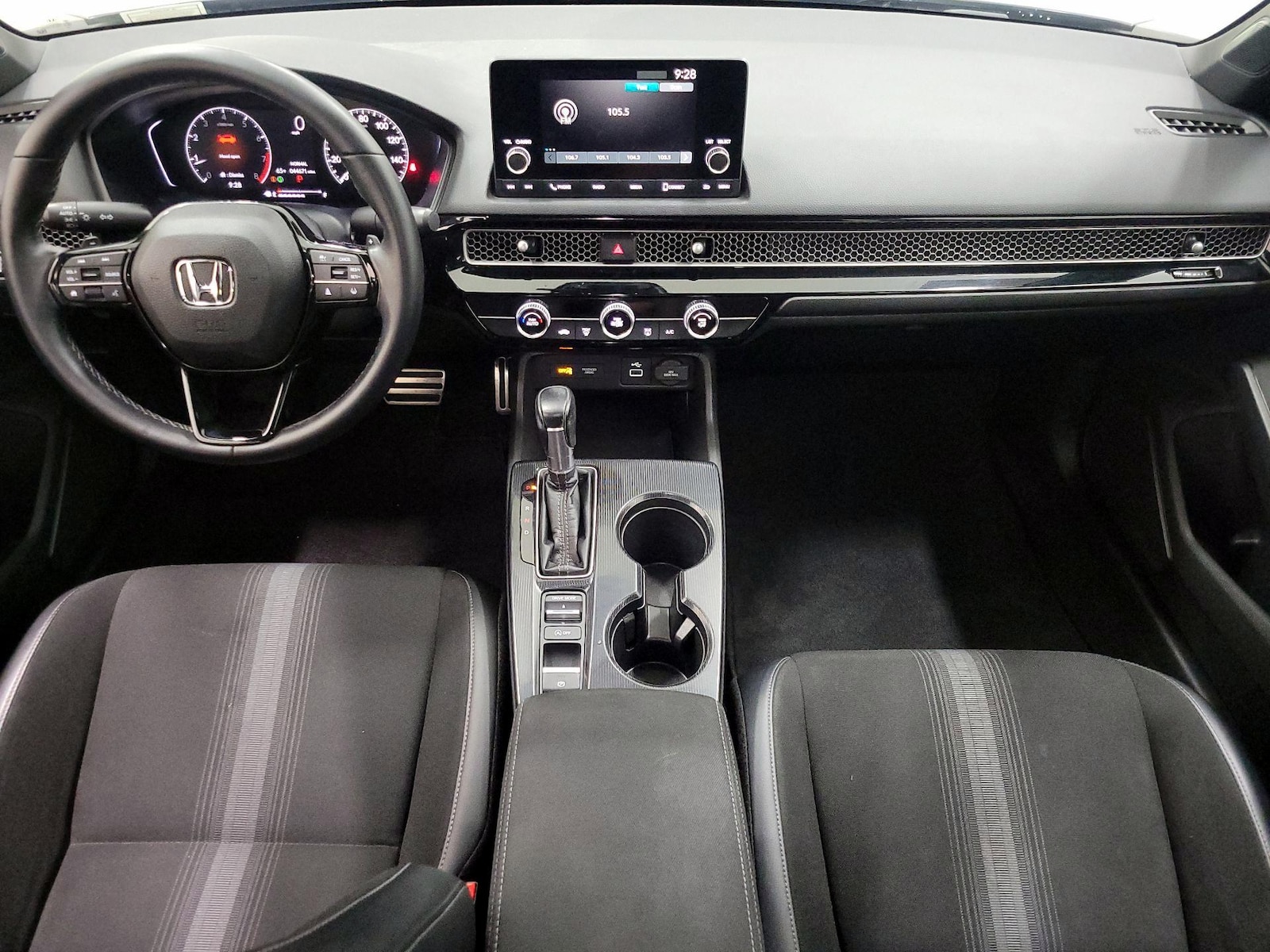 Photo 10