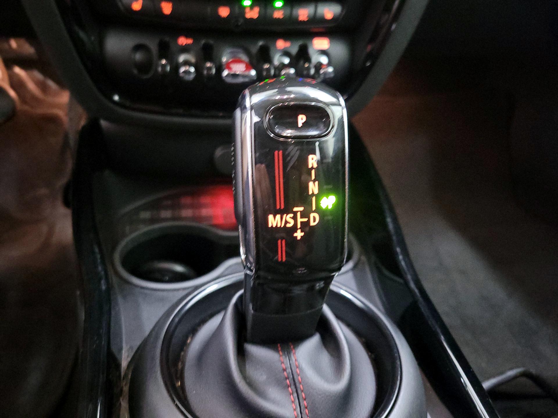 Thumbnail: 2020 MINI Cooper Clubman - 18