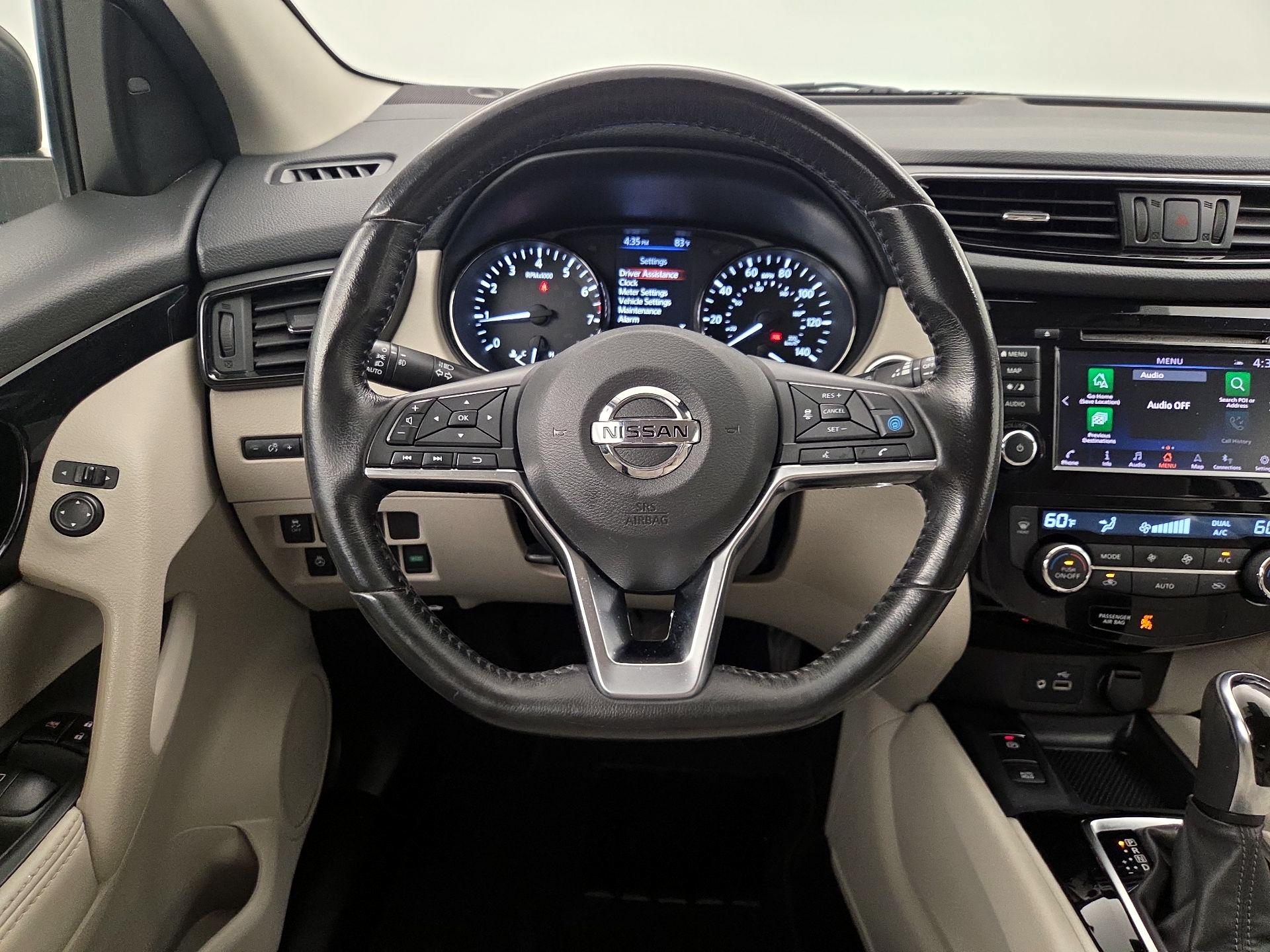 Thumbnail: 2019 Nissan Rogue Sport - 10