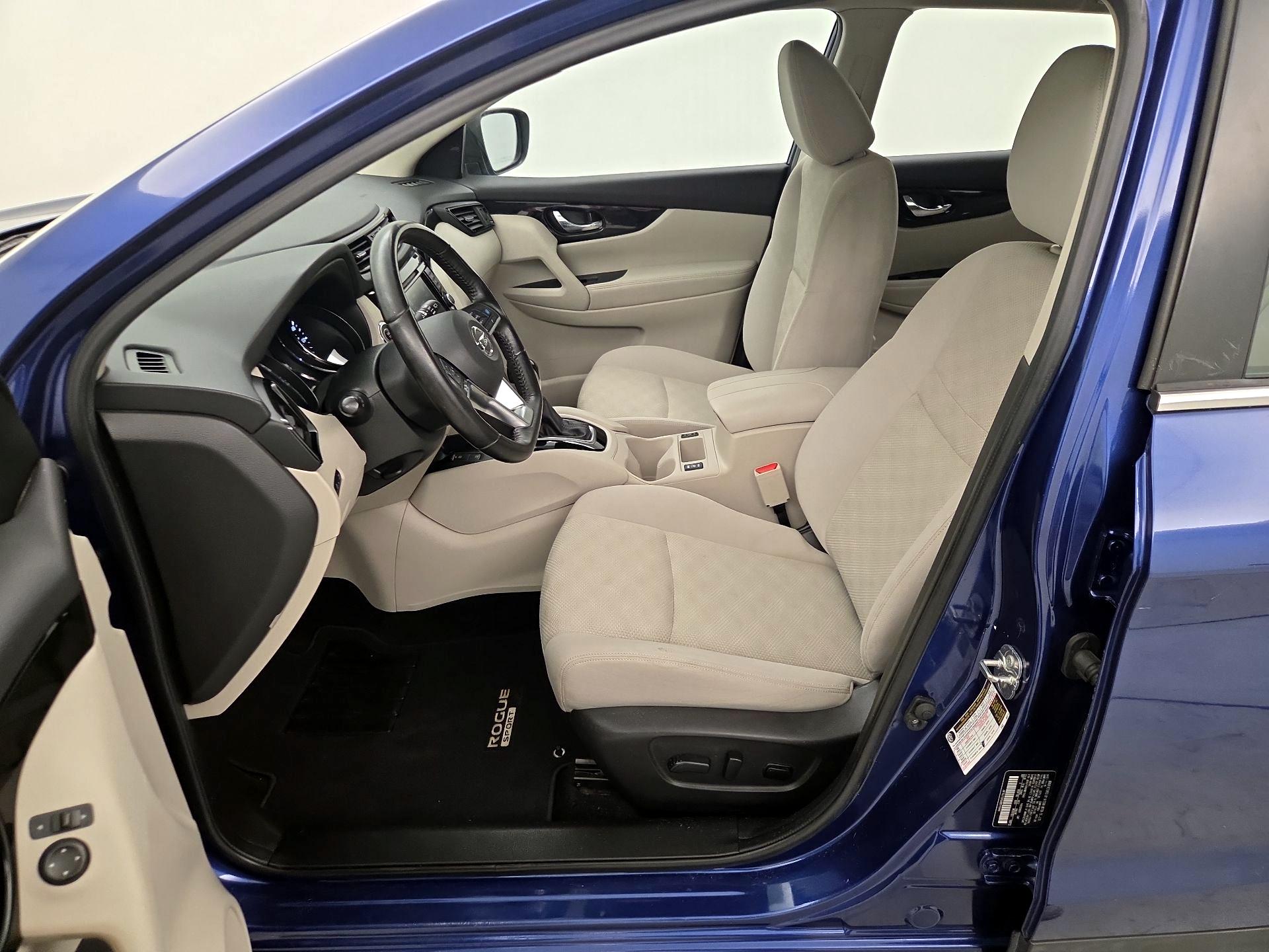 Thumbnail: 2019 Nissan Rogue Sport - 11