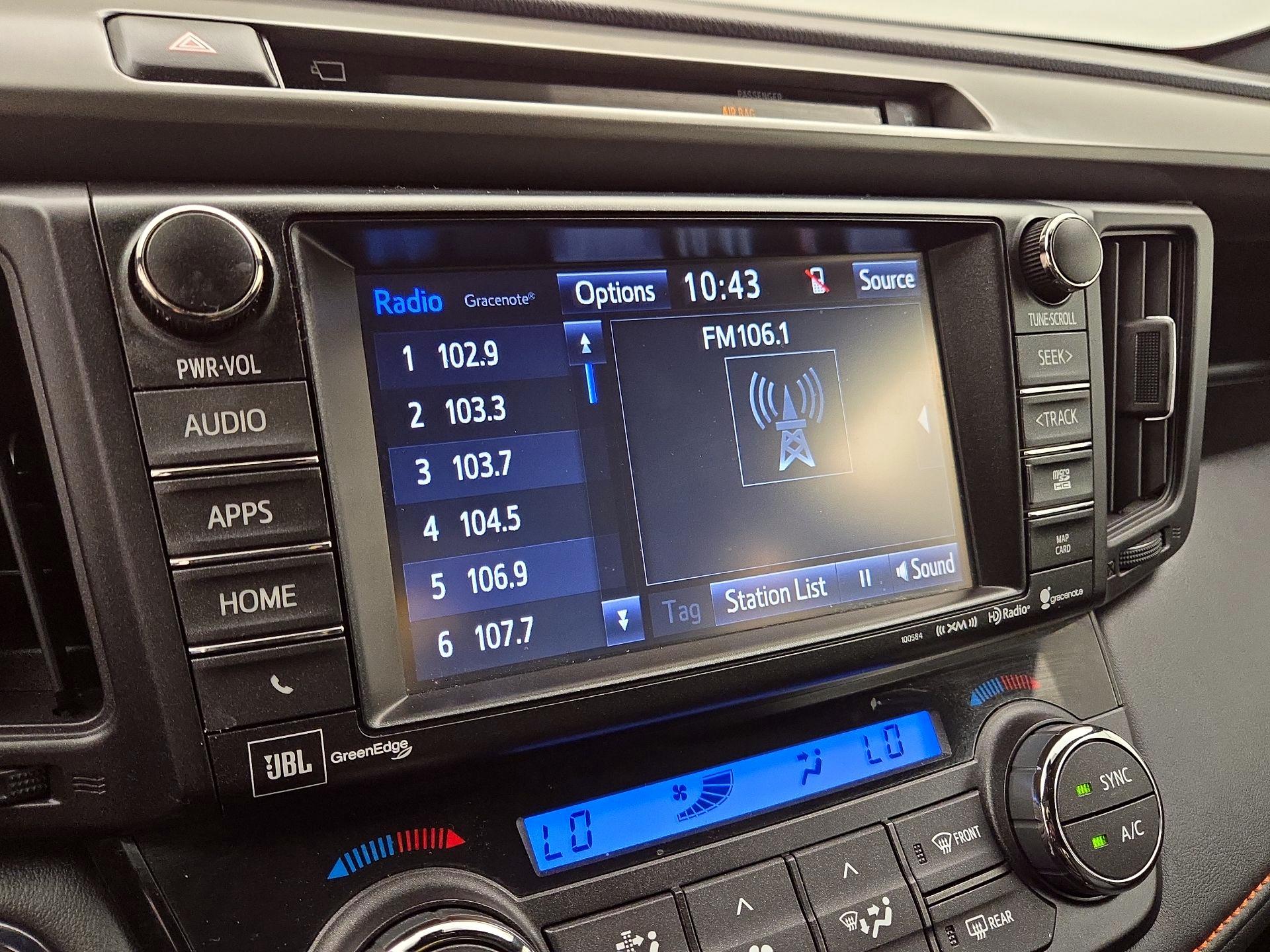 Thumbnail: 2016 Toyota RAV4 - 15