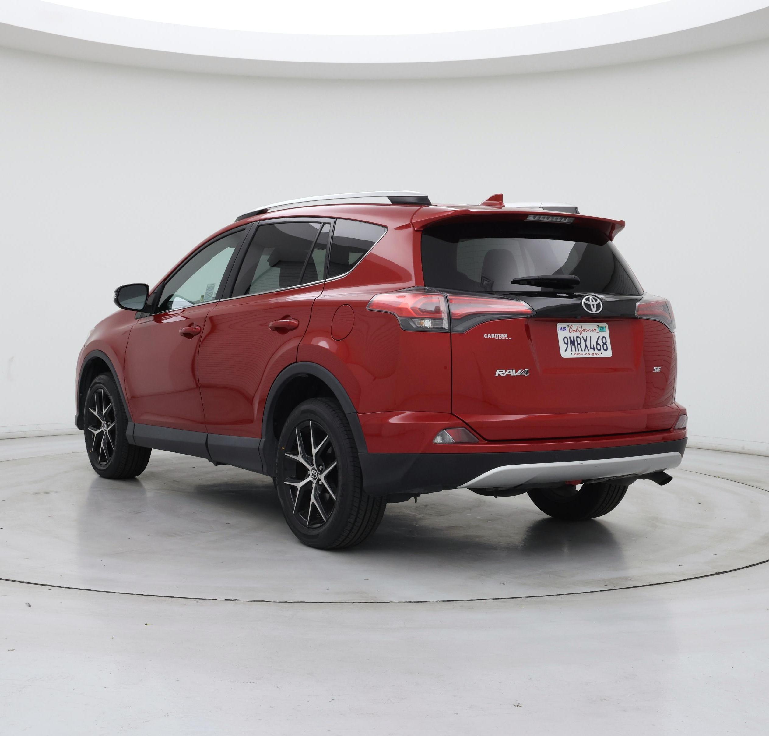 Thumbnail: 2016 Toyota RAV4 - 2