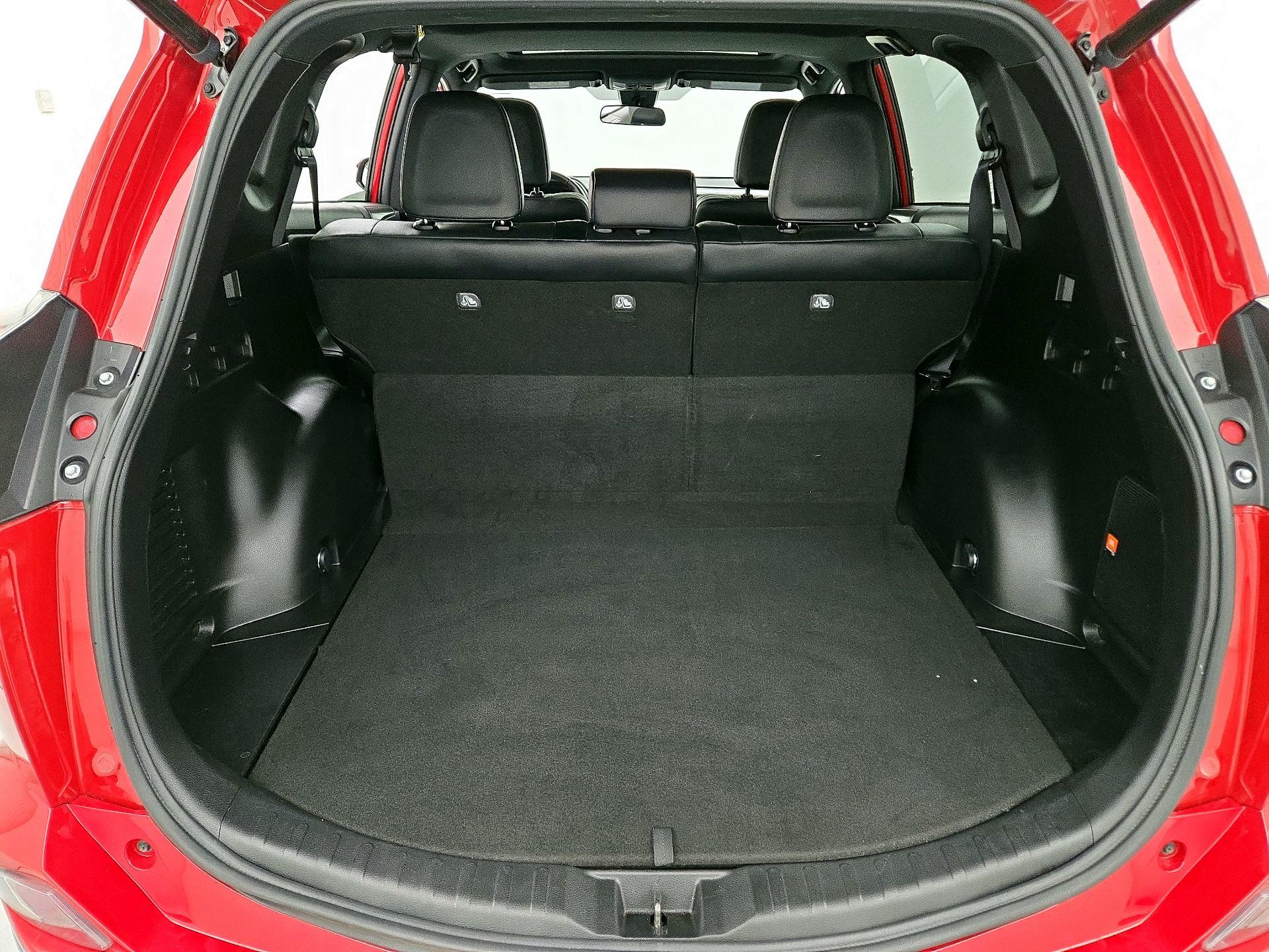 Thumbnail: 2016 Toyota RAV4 - 20