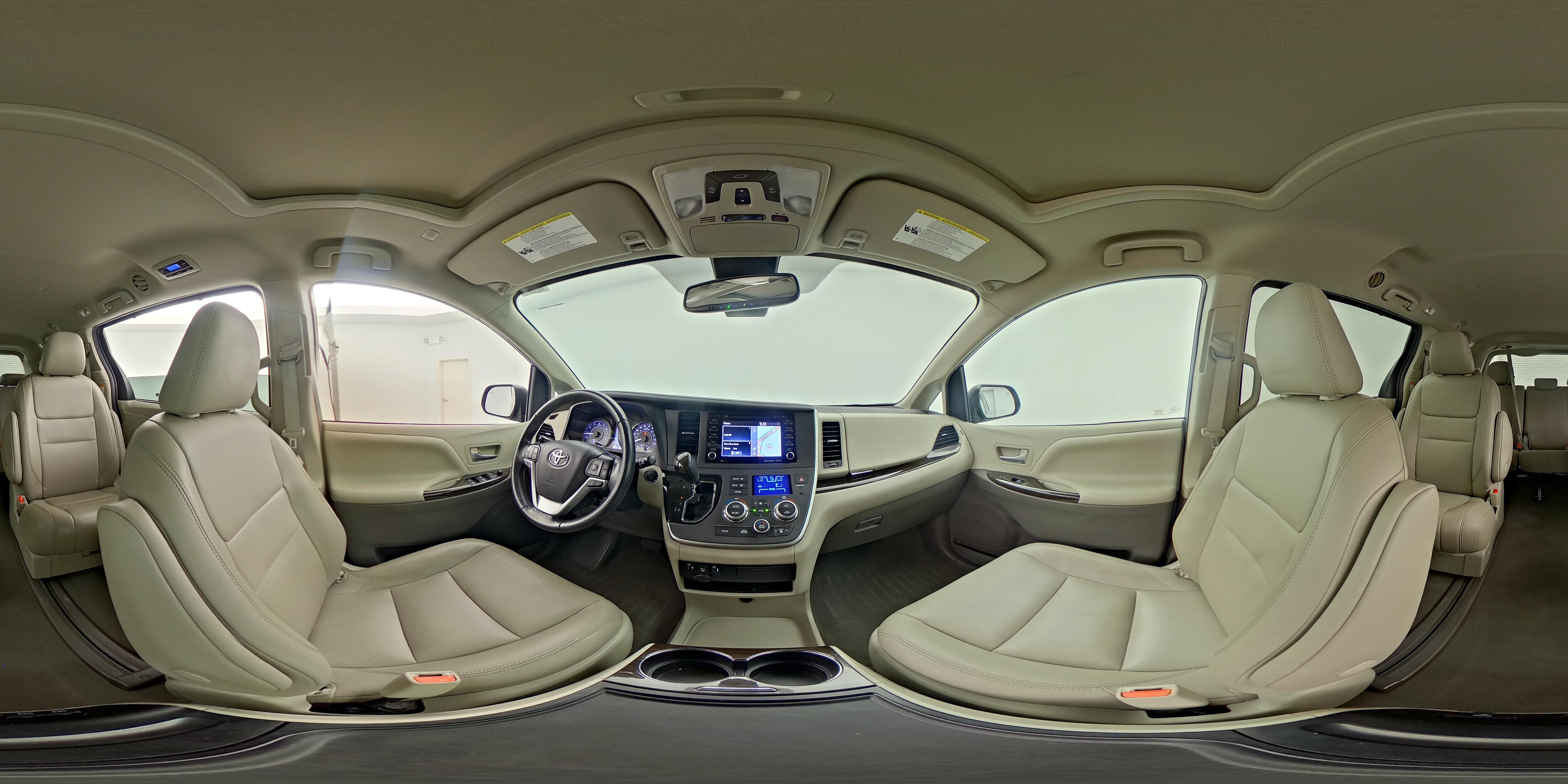 2020 Toyota Sienna XLE - Photo 28